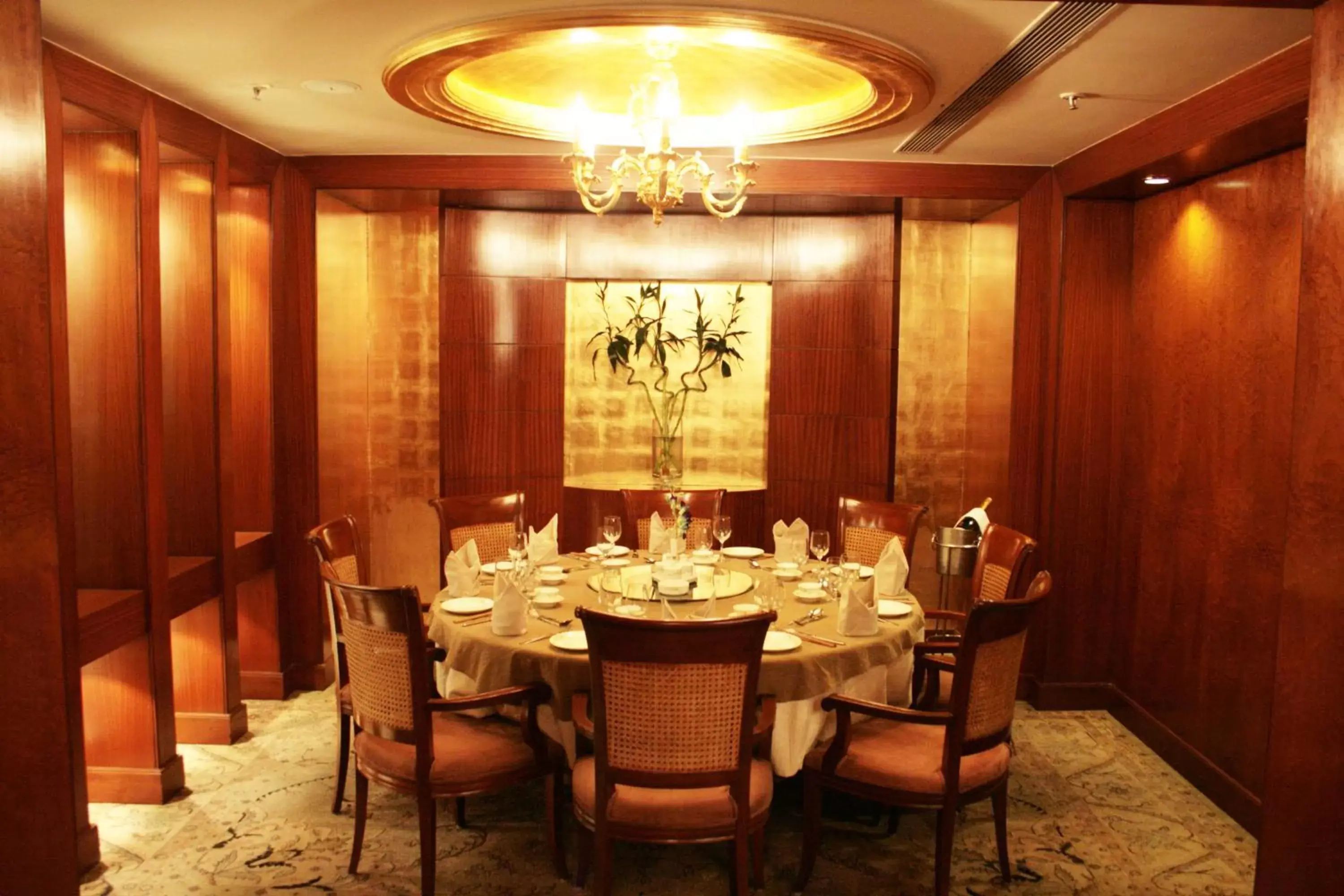 Restaurant/Places to Eat in Radisson Hotel Jalandhar