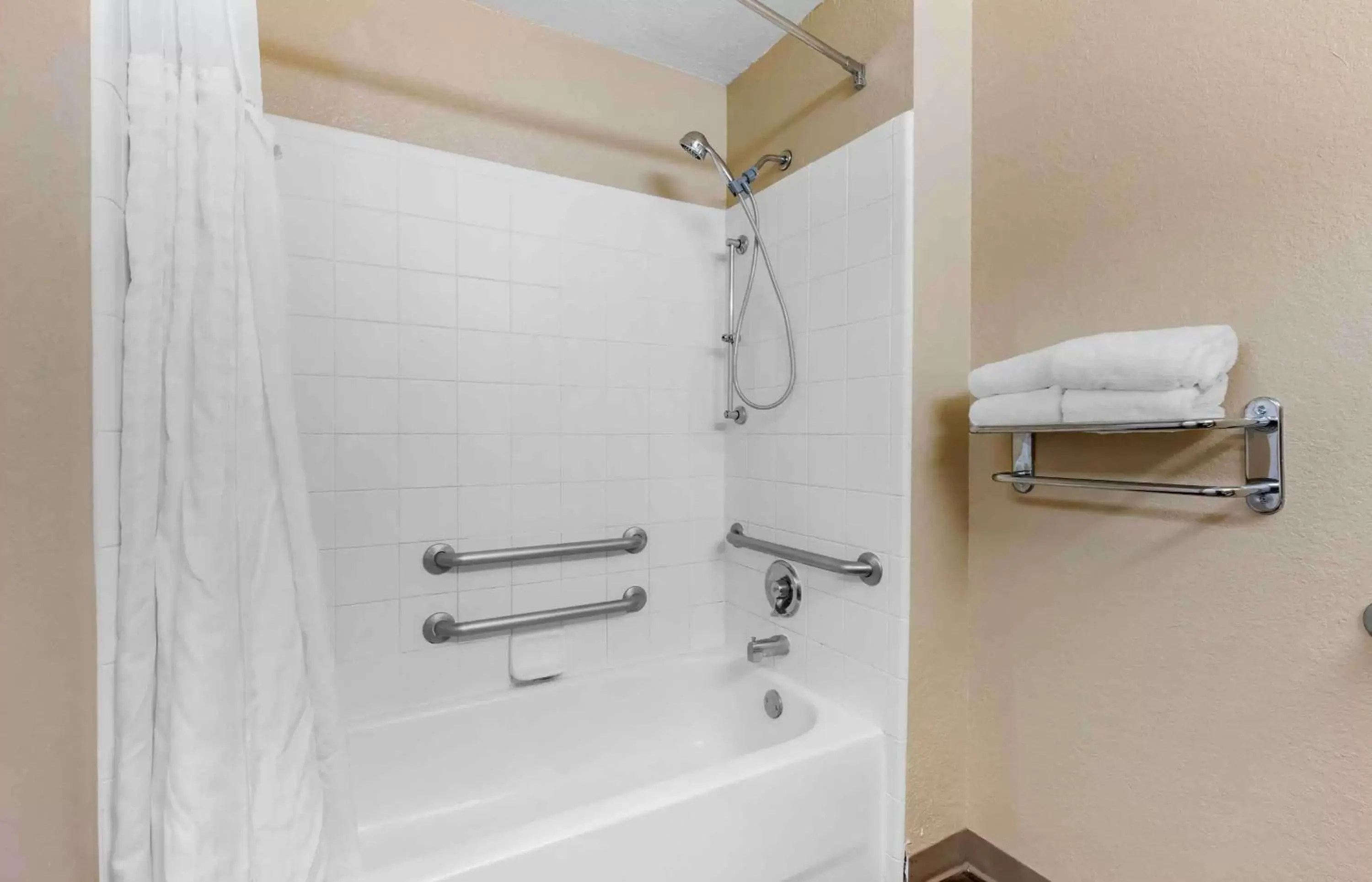 Bathroom in Extended Stay America Suites - Orlando - Southpark - Equity Row
