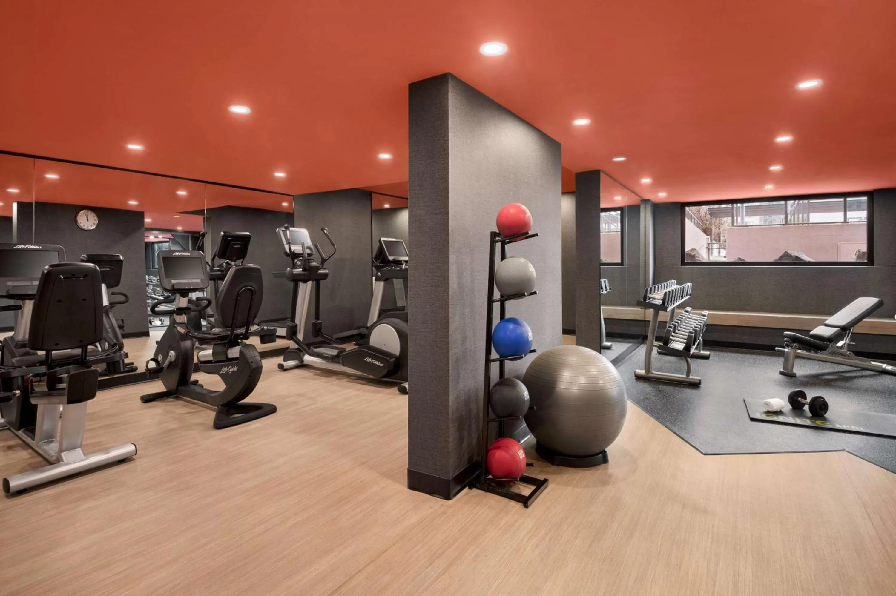Fitness centre/facilities in Hilton Vancouver Airport