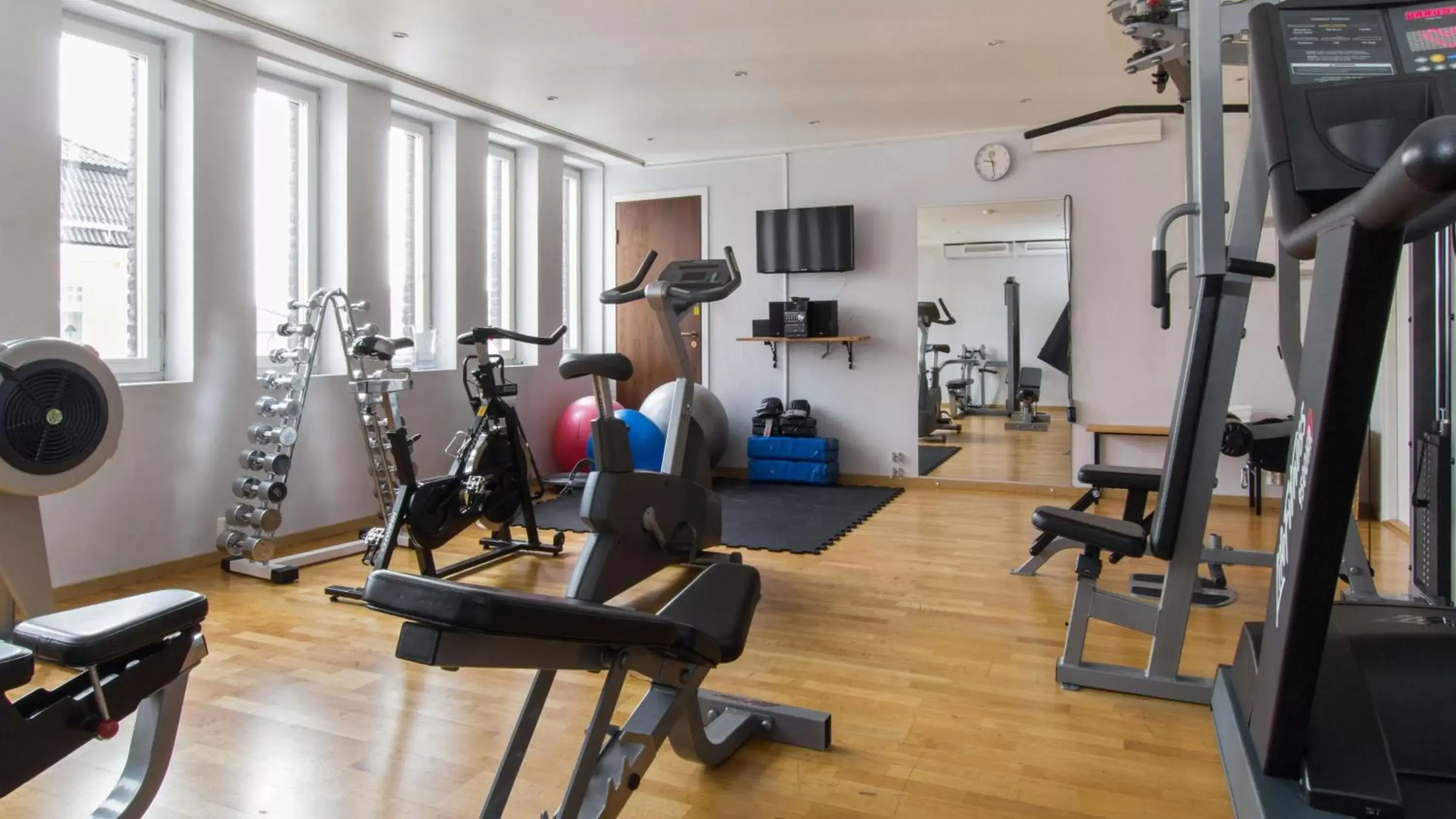 Fitness centre/facilities, Fitness Center/Facilities in Best Western Plus Grand Hotel Elektra