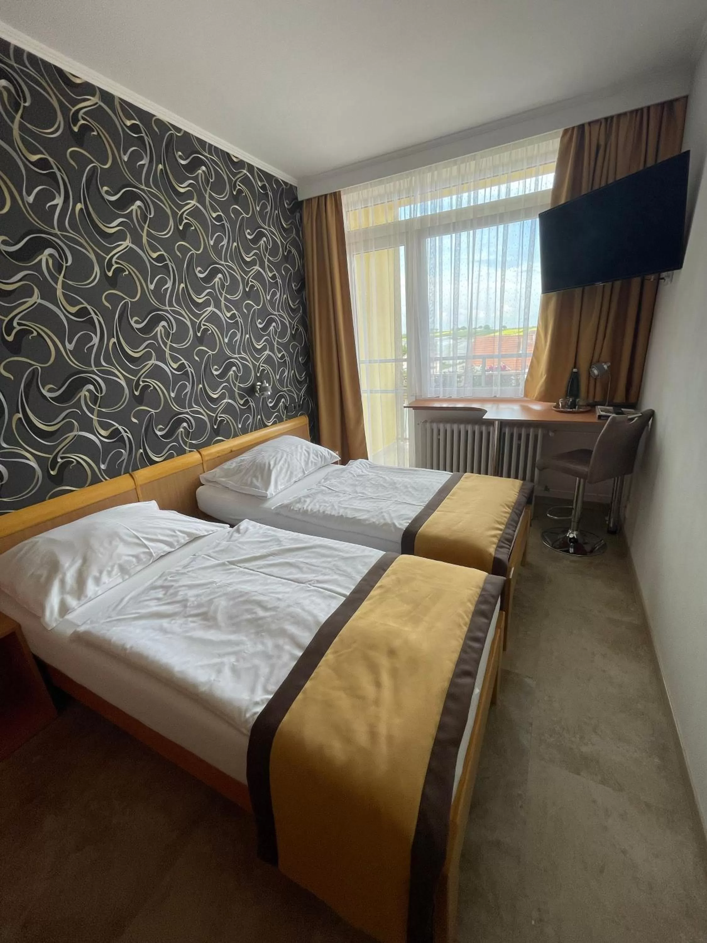 Bed in Hotel Akademie a depandance Vila Jarmila