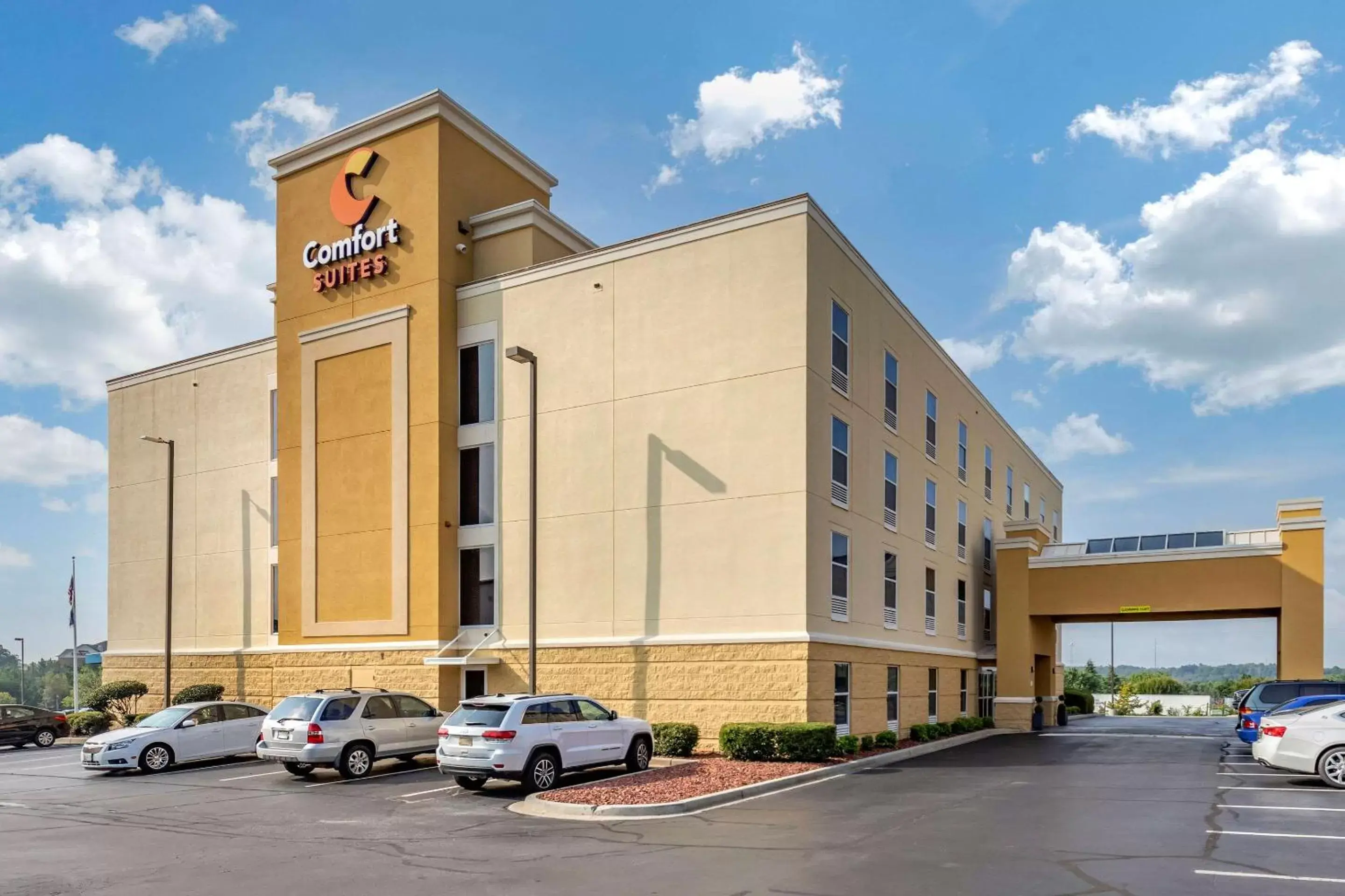 Property building in Comfort Suites Anderson-Clemson Property building in Comfort Suites Anderson-Clemson