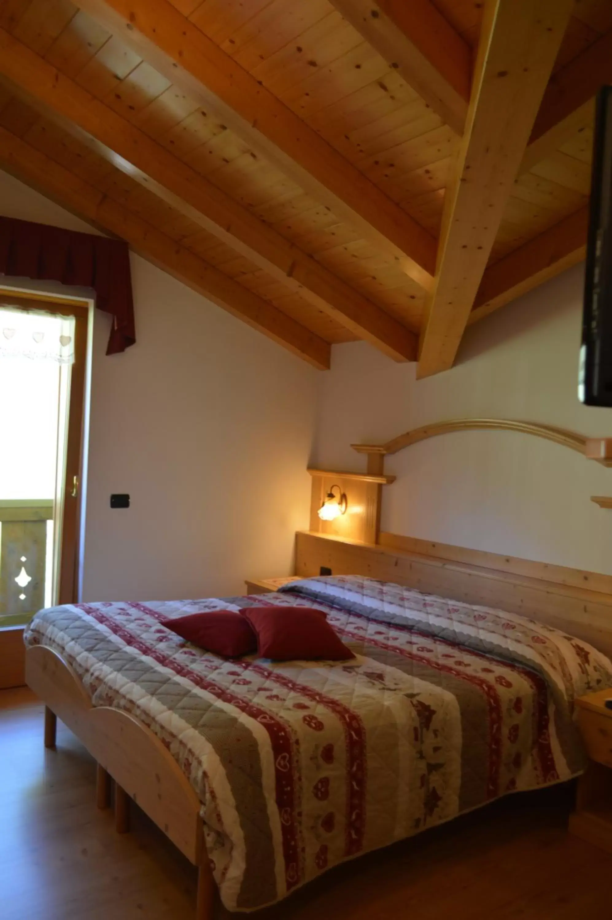 Bed in Hotel Garnì Sant'Antonio con Spa