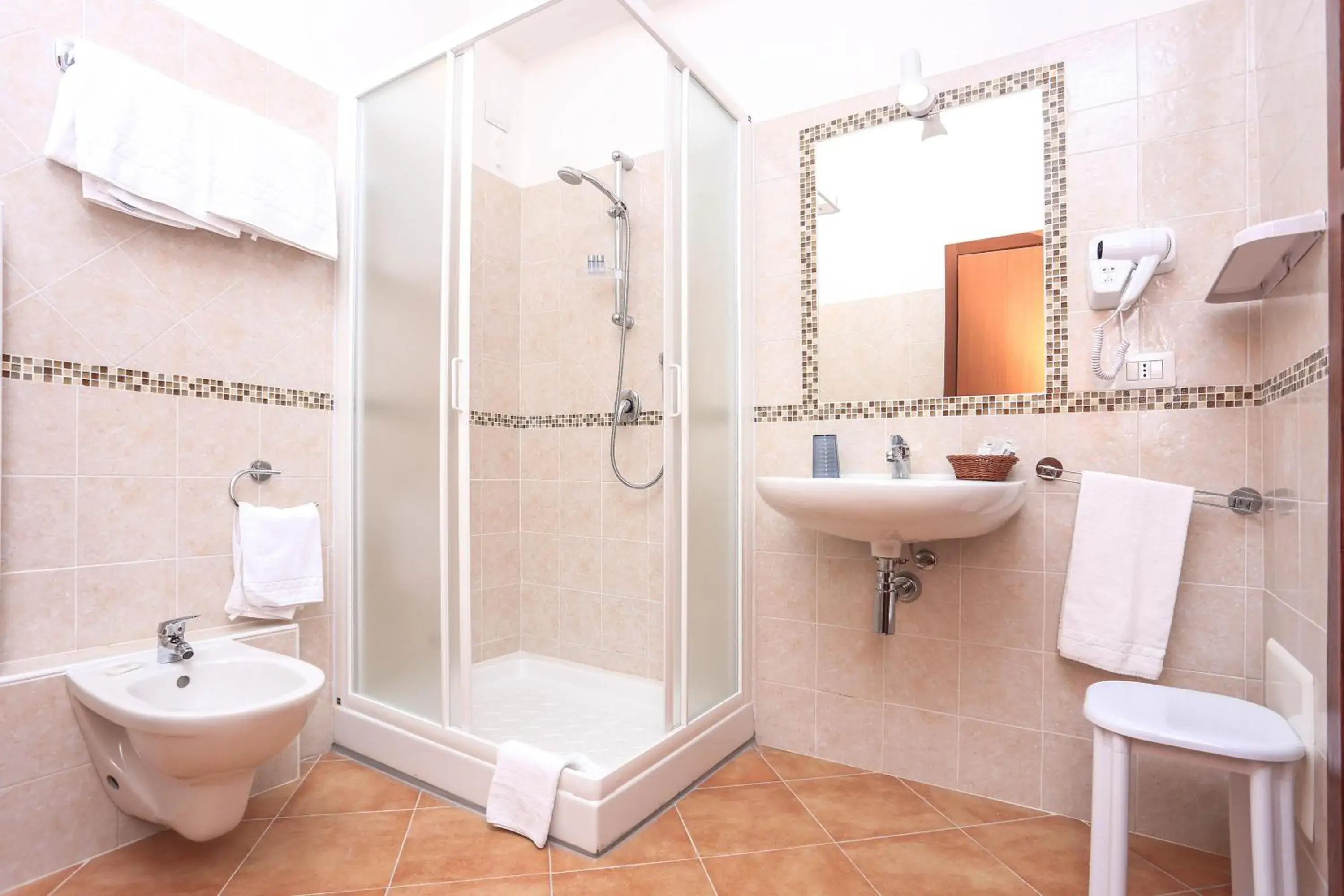 Decorative detail, Bathroom in Hotel Villa Piras