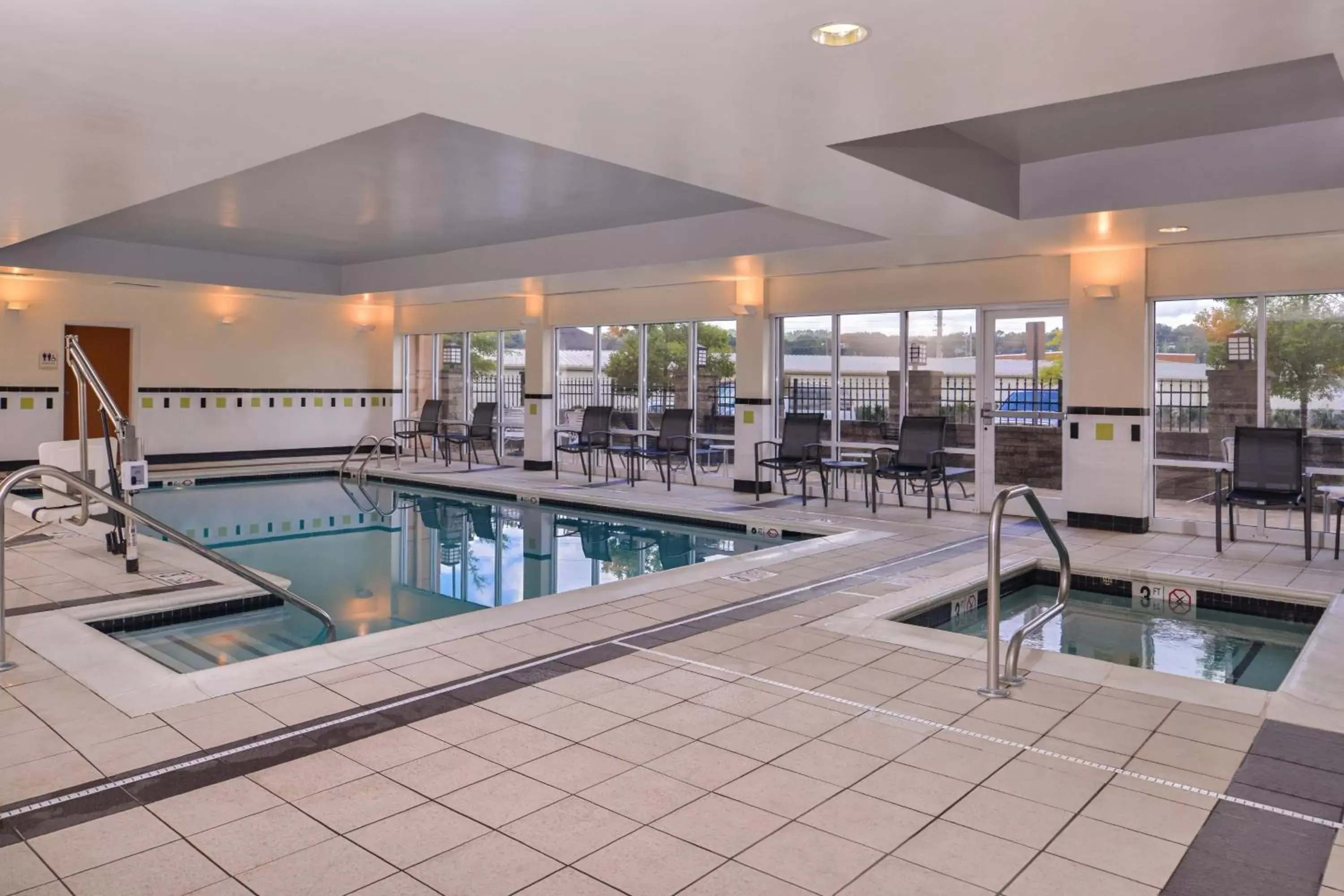 Swimming Pool in Fairfield Inn and Suites by Marriott Birmingham Pelham/I-65