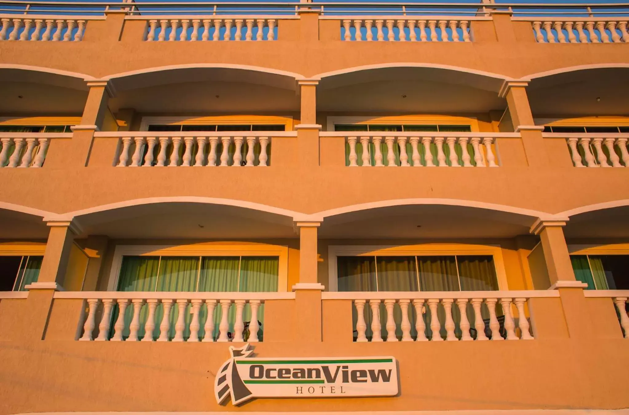 Facade/entrance in Ocean View Hotel