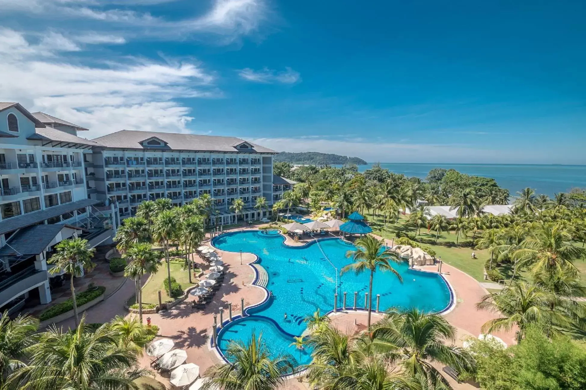 Facade/entrance, Pool View in Thistle Port Dickson