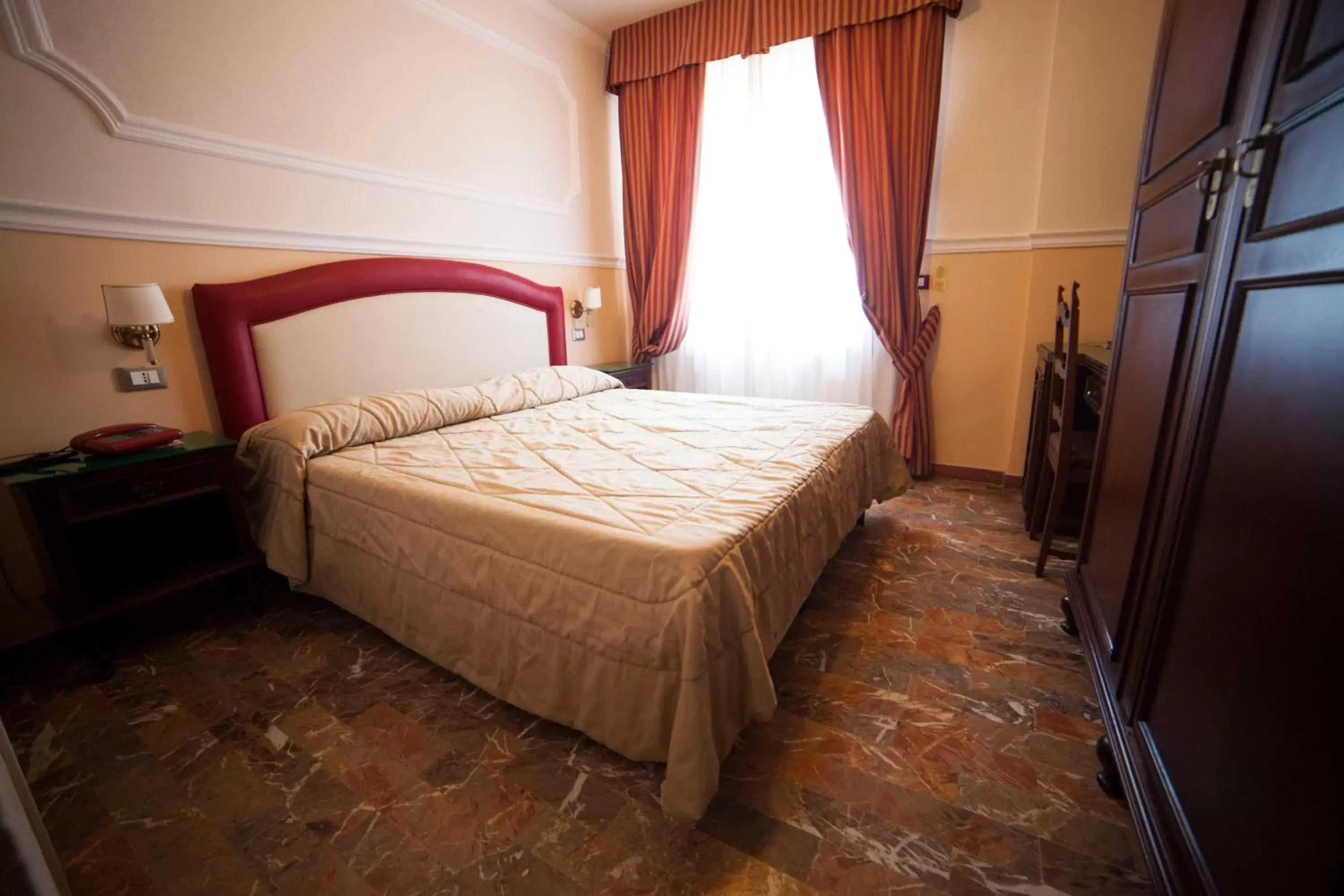 Bed in Hotel Gran Duca