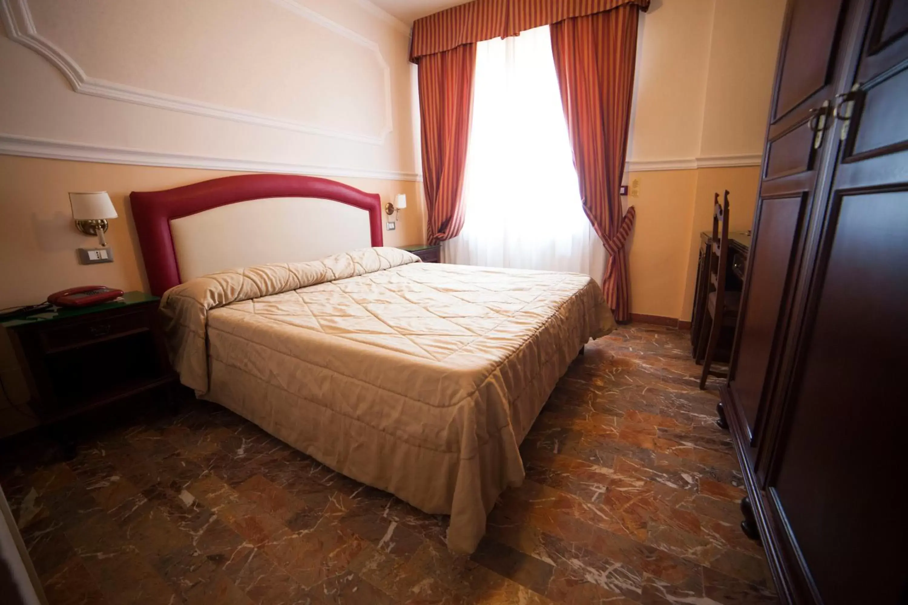 Double or Twin Room in Hotel Gran Duca Double or Twin Room in Hotel Gran Duca
