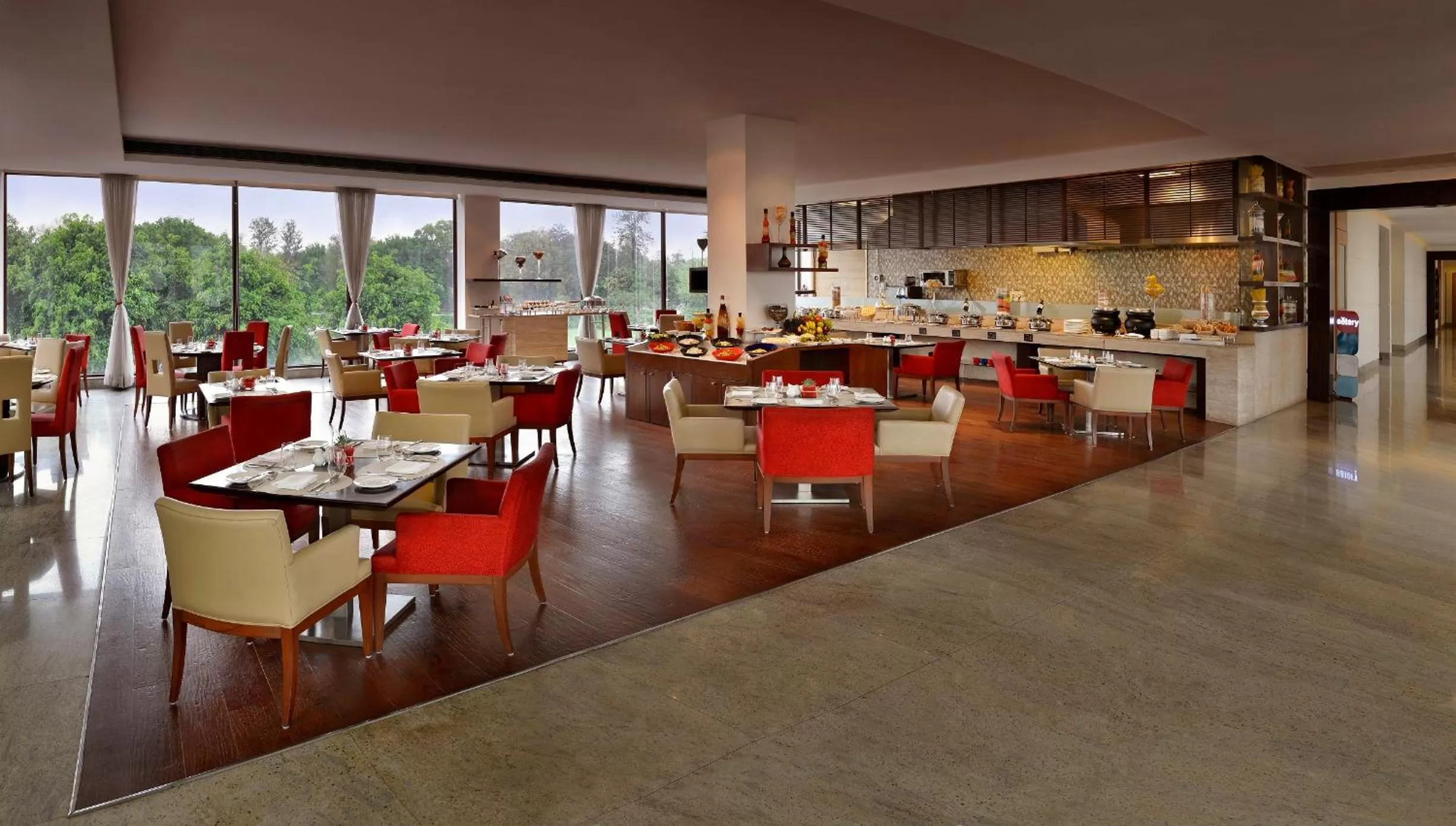 Restaurant/places to eat in Four Points by Sheraton New Delhi, Airport Highway