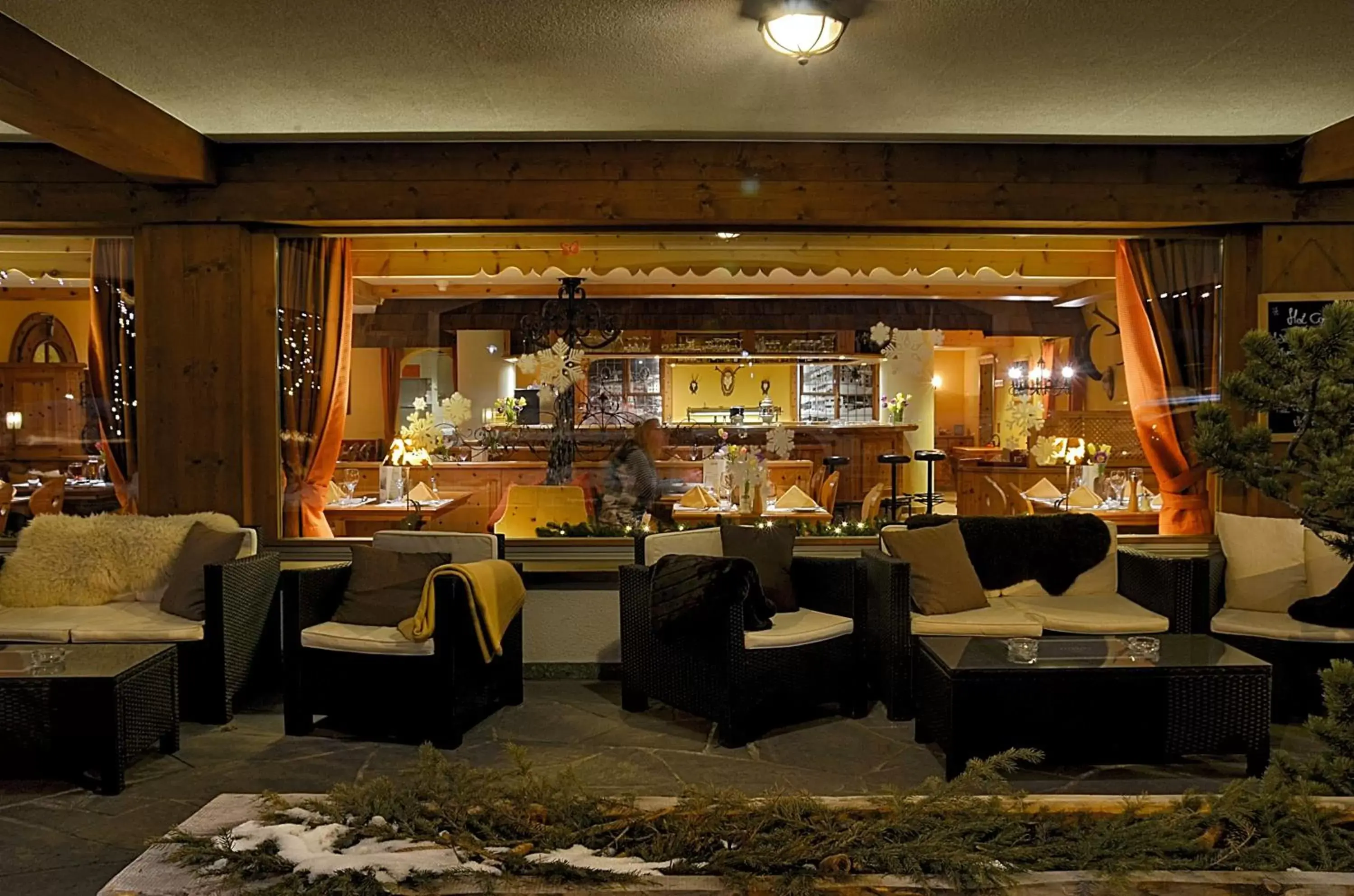 Restaurant/places to eat, Lounge/Bar in Silvretta Parkhotel