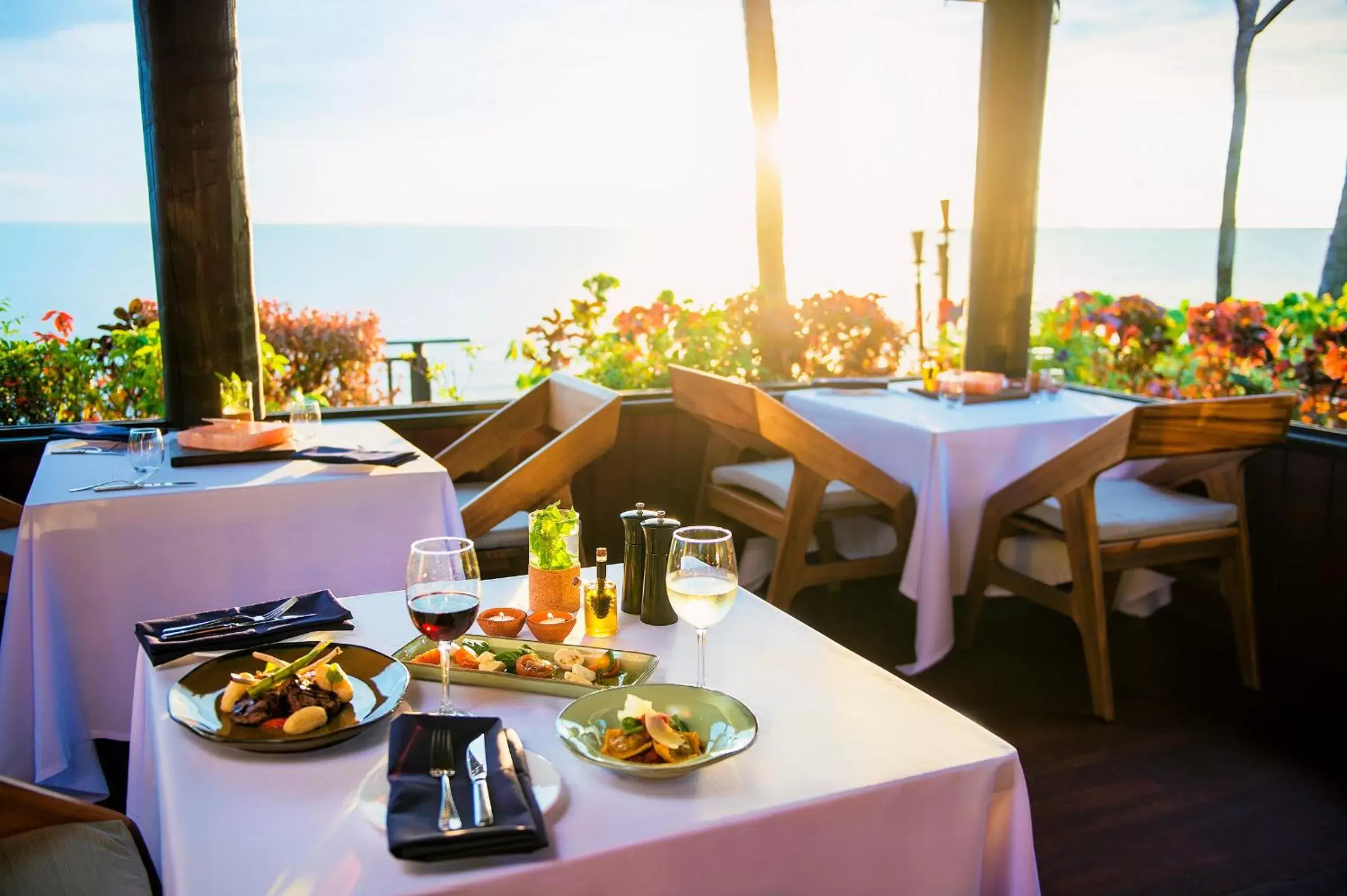 Restaurant/places to eat in Radisson Blu Resort Fiji
