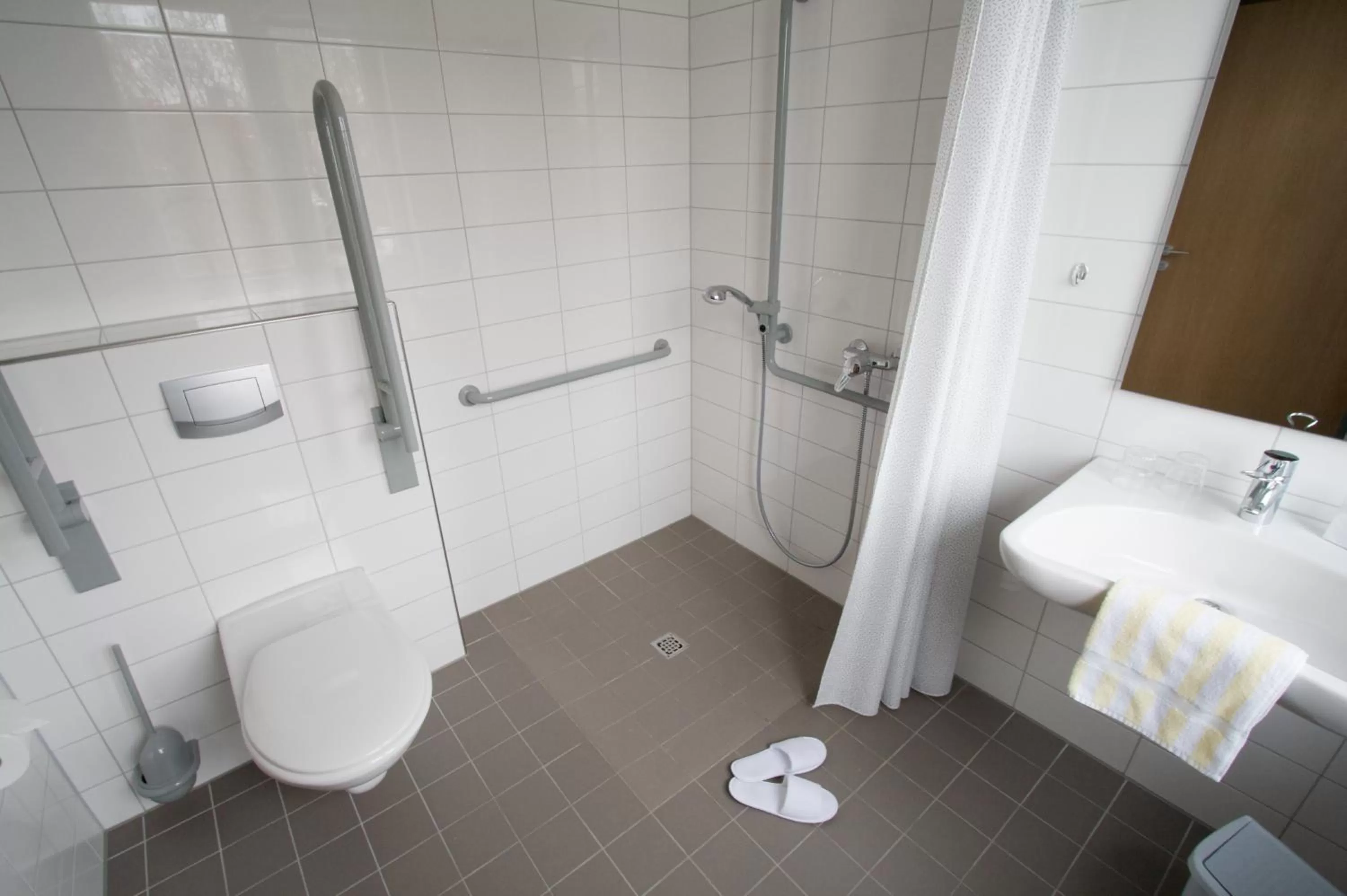 Shower in Hotel Haus vom Guten Hirten