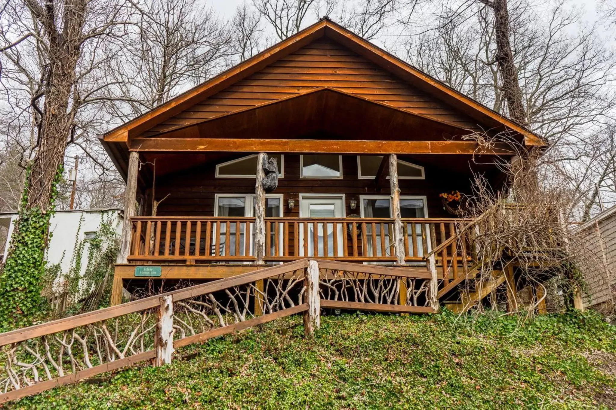 Property Building in The Chimney Rock Inn & Cottages