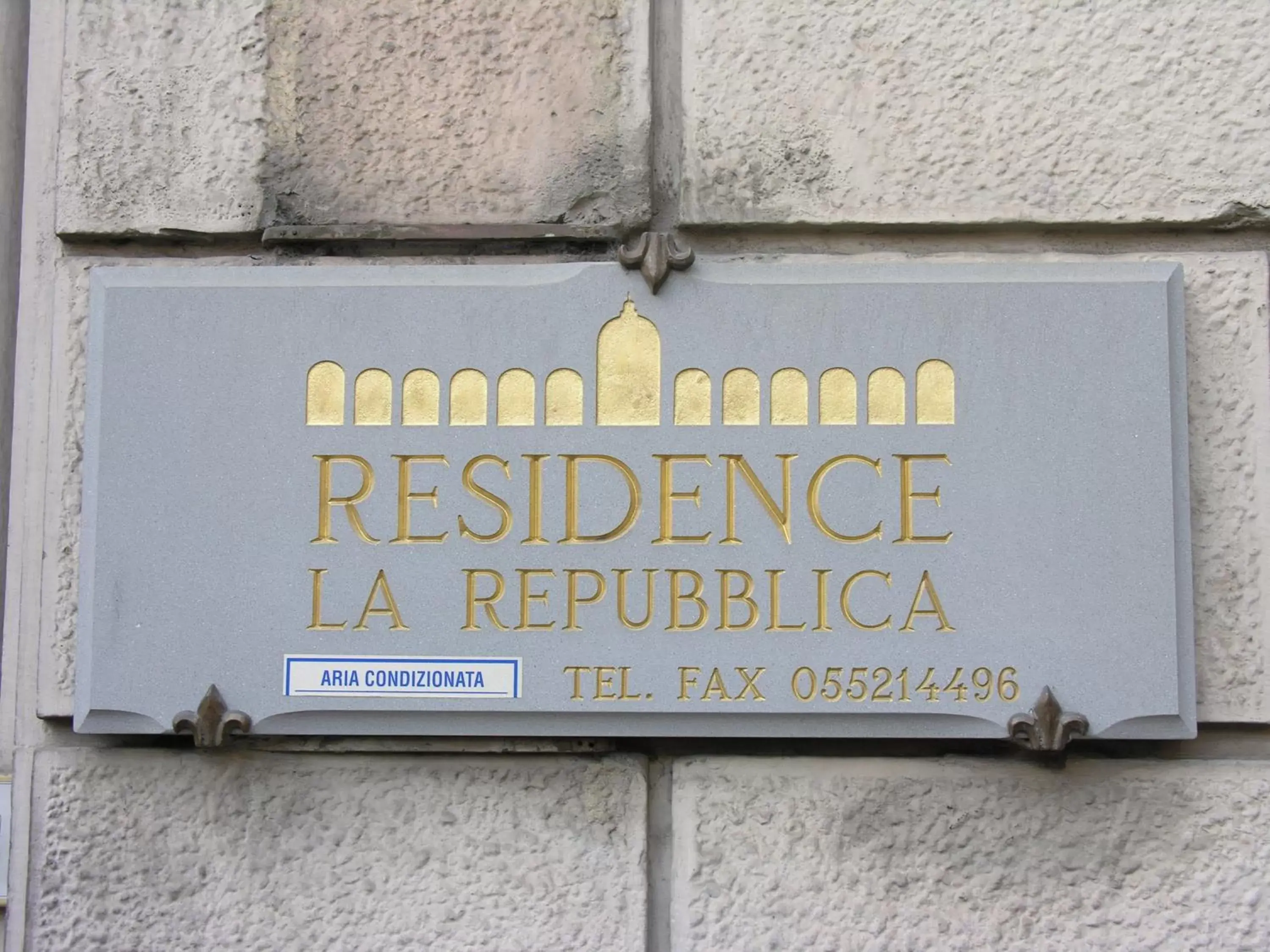 Logo/Certificate/Sign in Residence La Repubblica