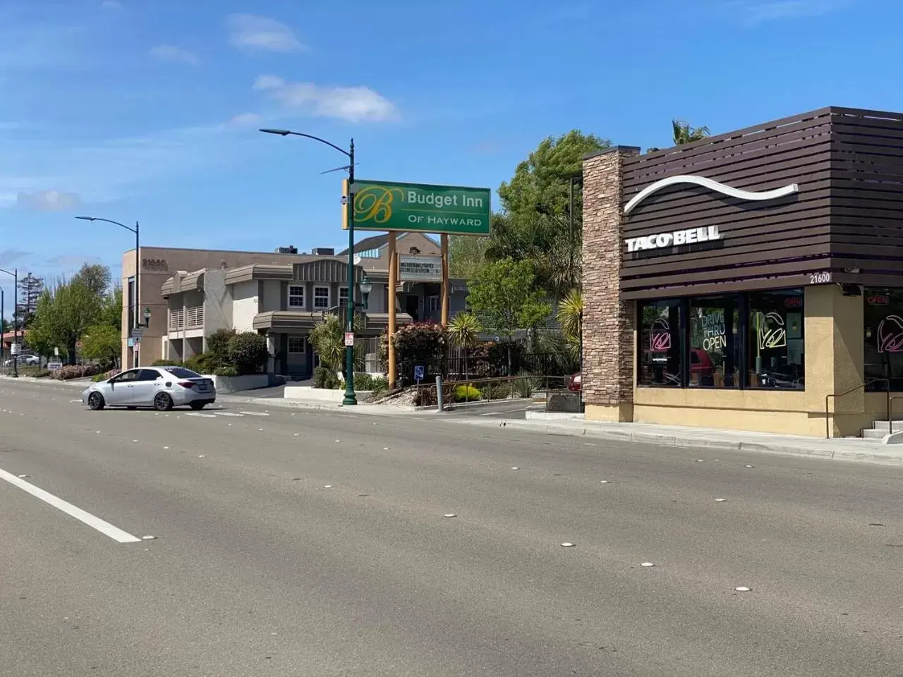 Property building in Budget Inn of Hayward