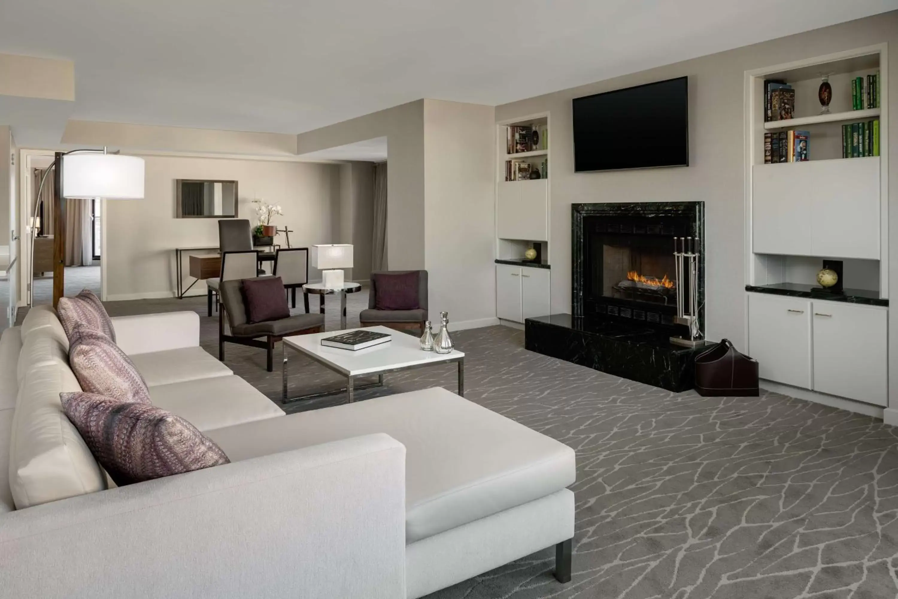 Photo of the whole room, Seating Area in Hyatt Regency Bethesda near Washington D.C.