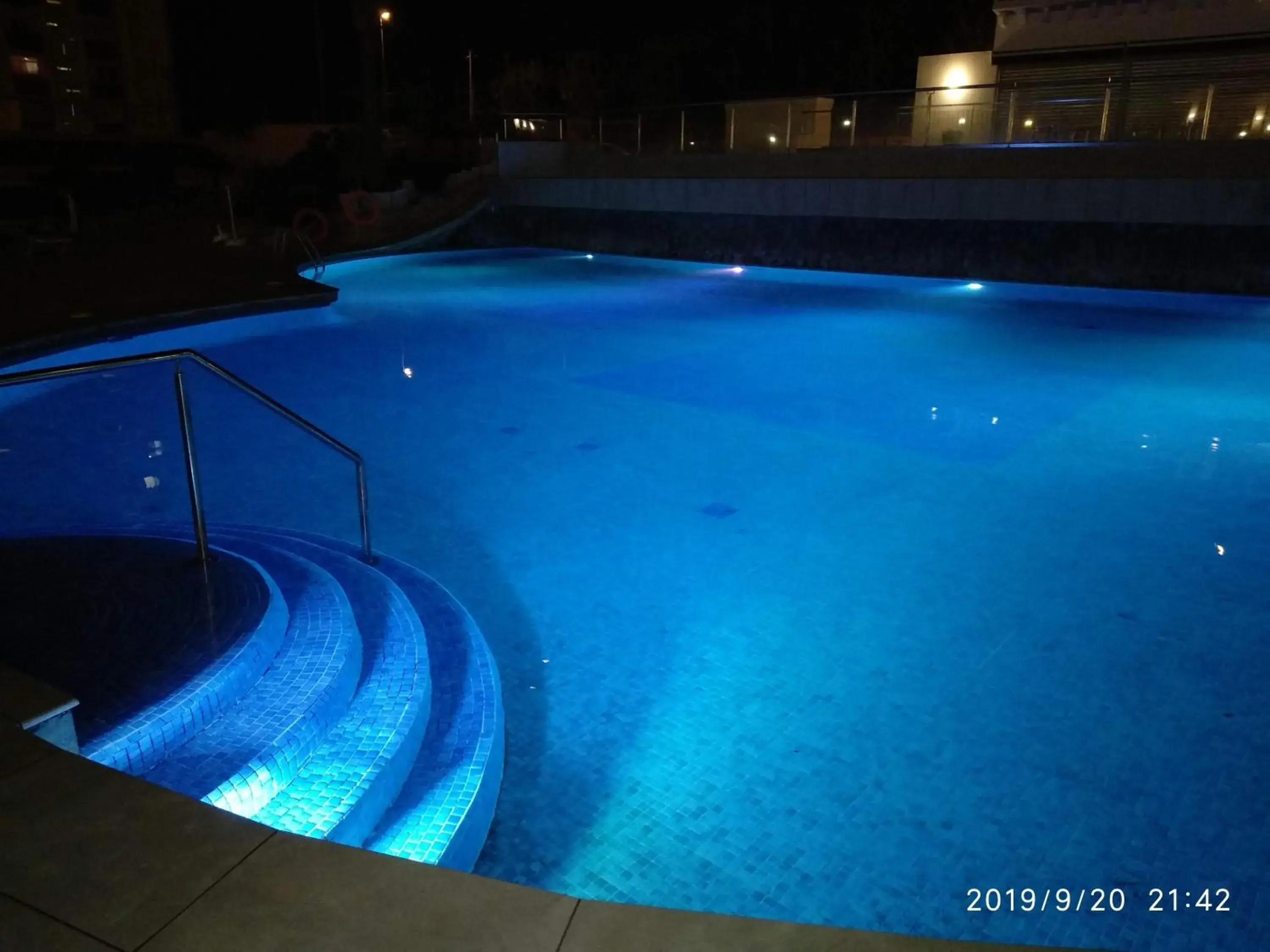 Swimming Pool in Hotel Esplendid