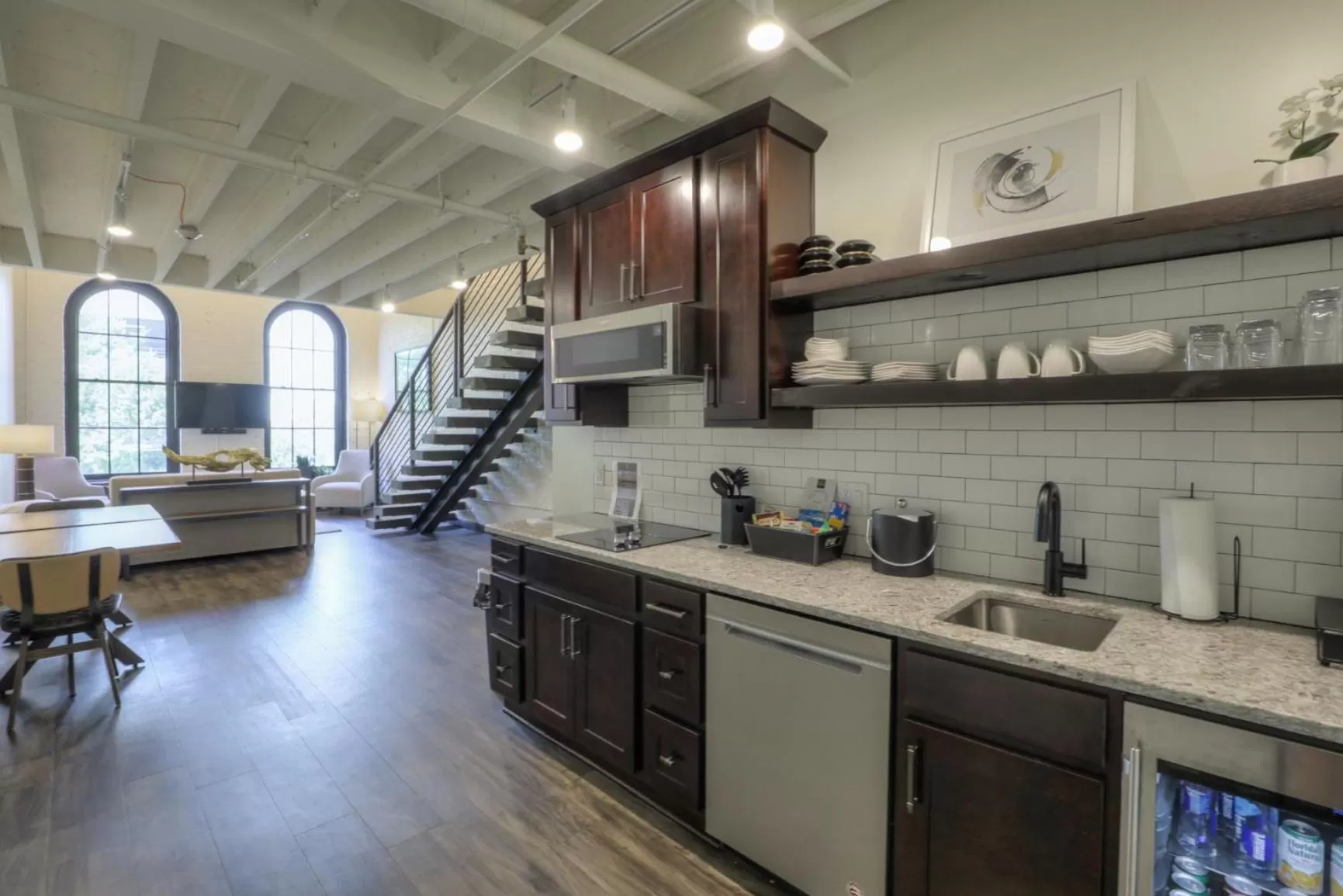 Coffee/tea facilities in Studio 154 Hotel