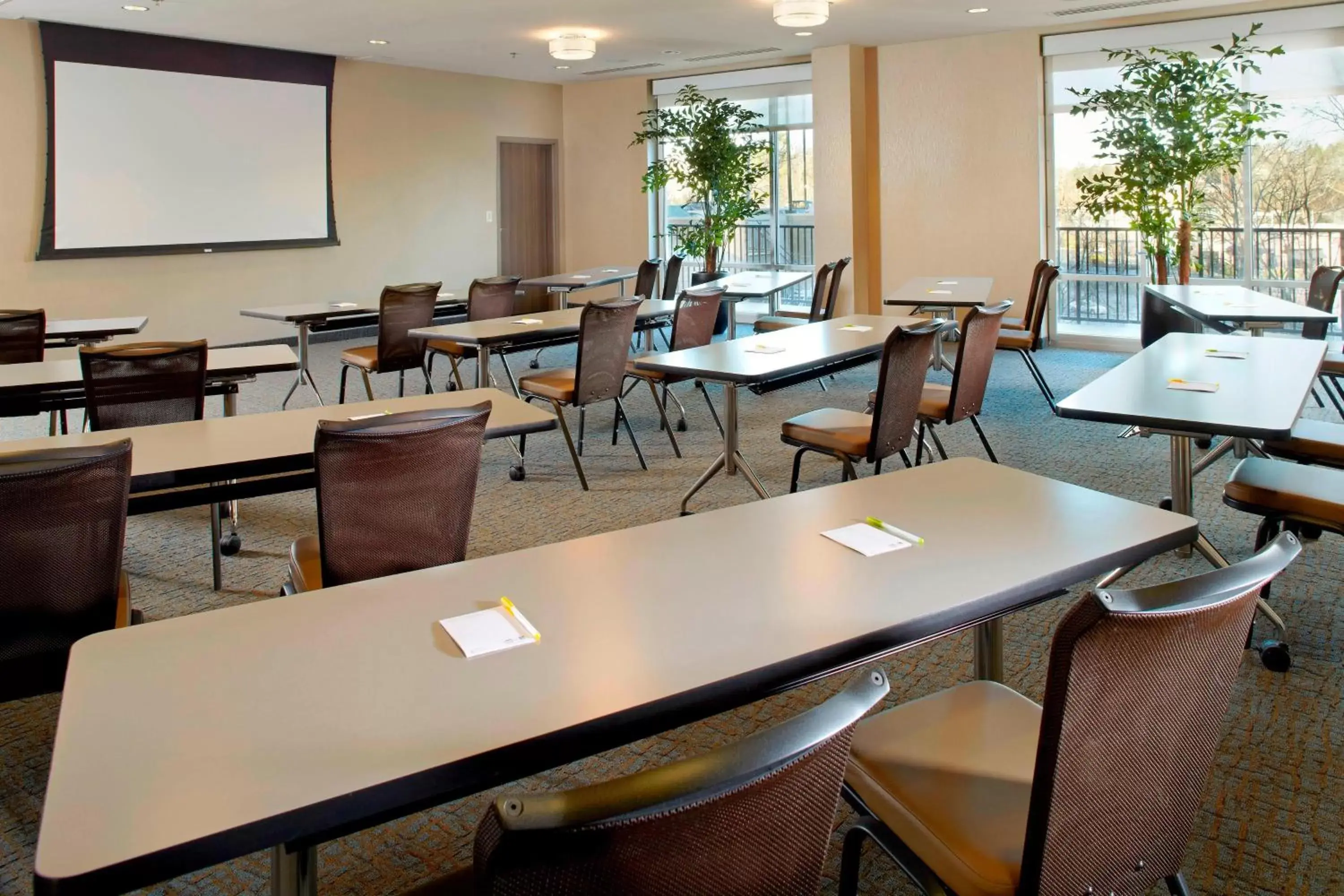 Meeting/conference room in Courtyard by Marriott Knoxville West/Bearden