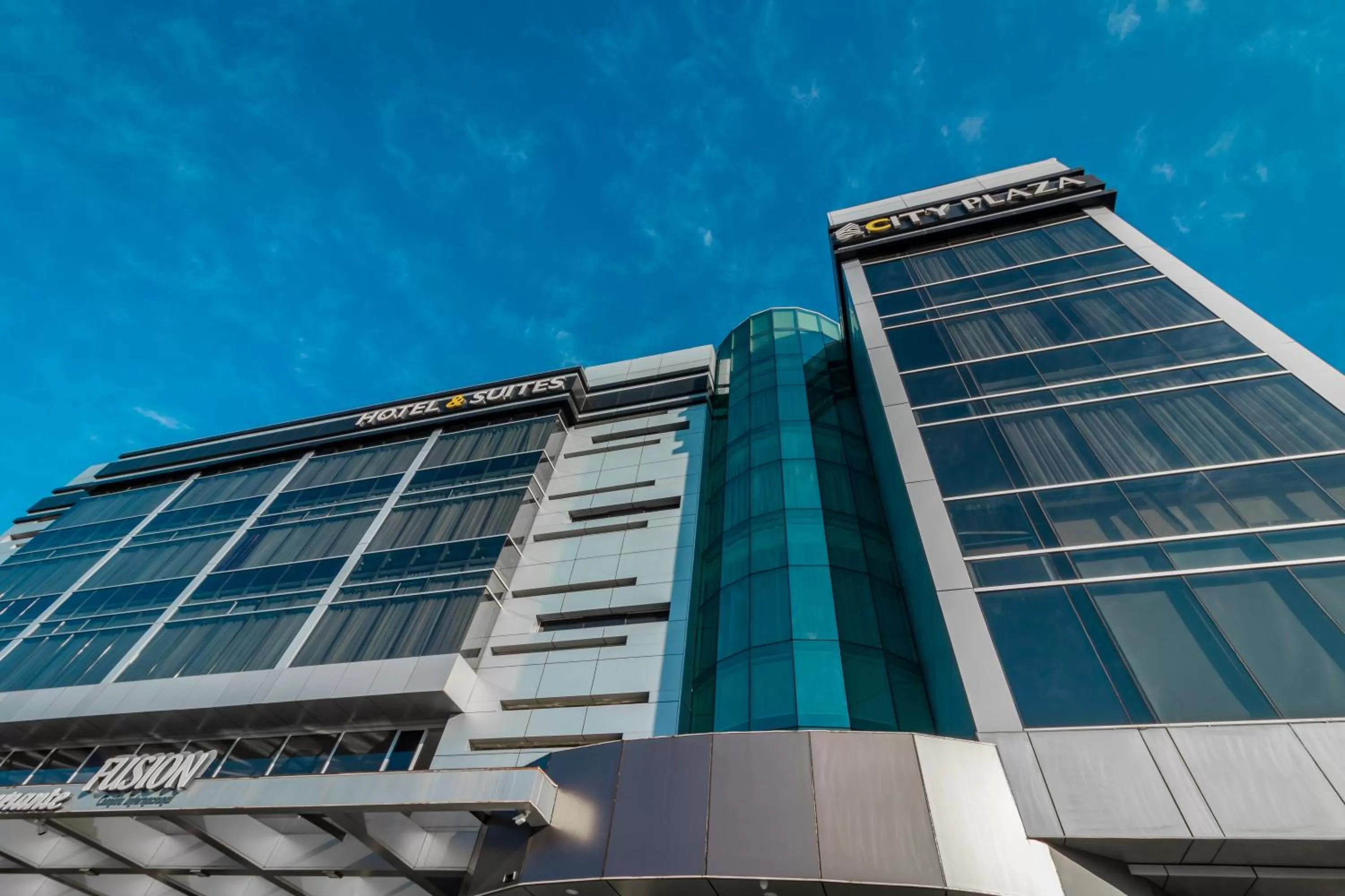 Hotel City Plaza & Suites