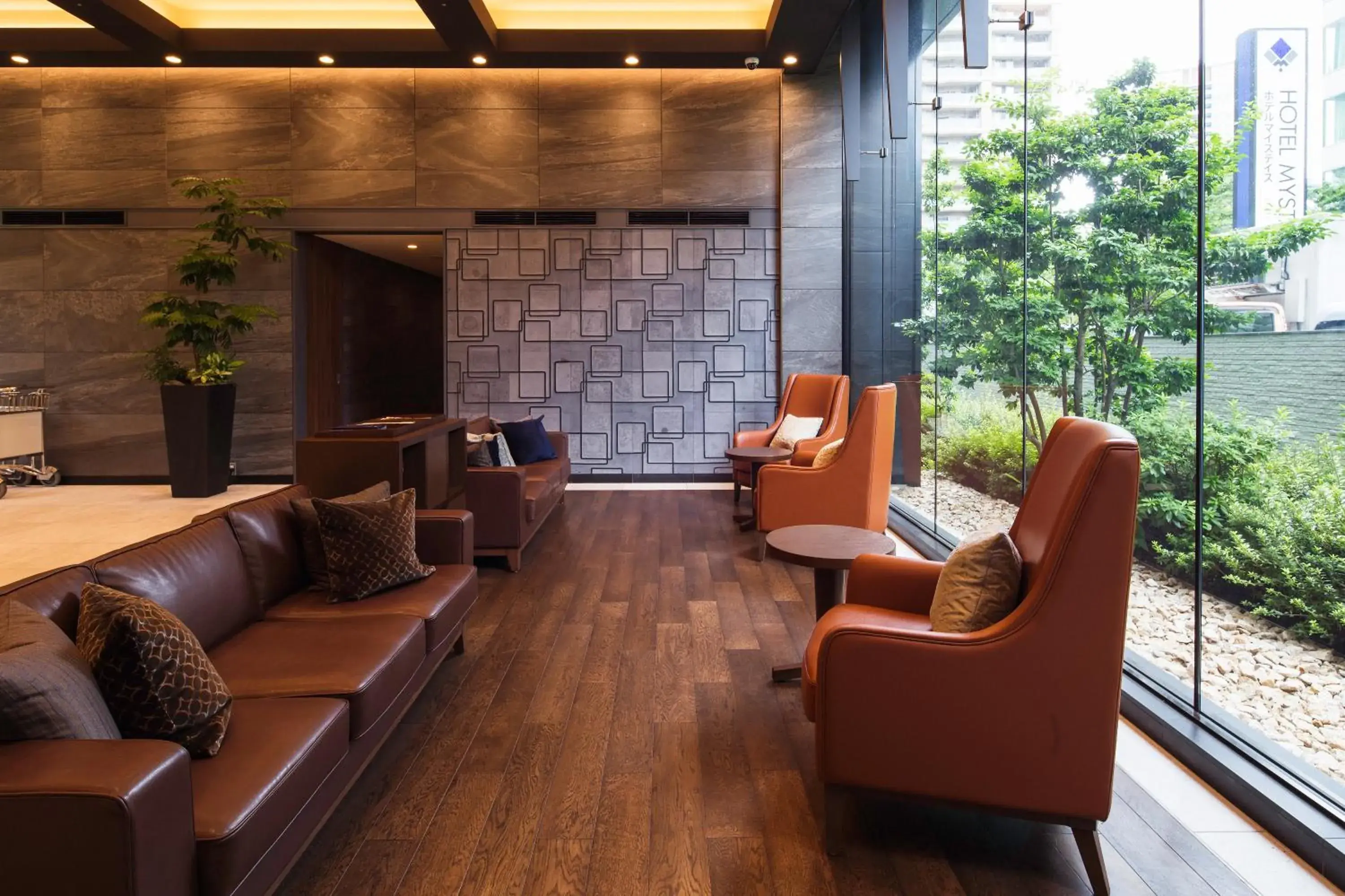 Lobby or reception, Seating Area in Hotel Mystays Premier Akasaka
