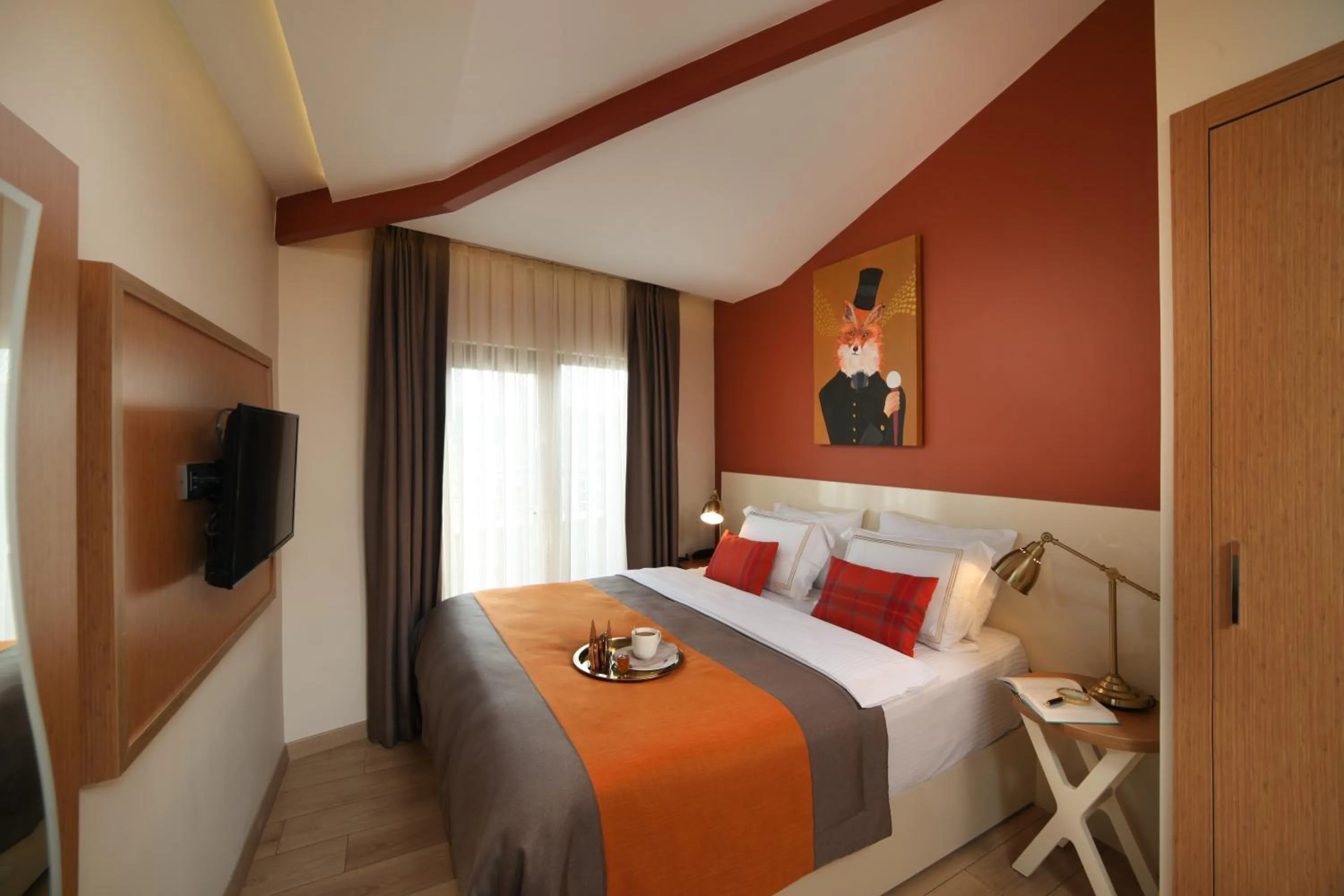 Bed in The Fox Hotel