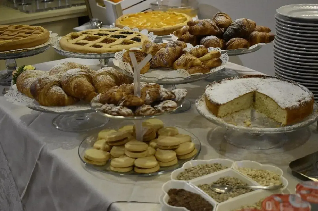 Buffet breakfast in Hotel Lidò