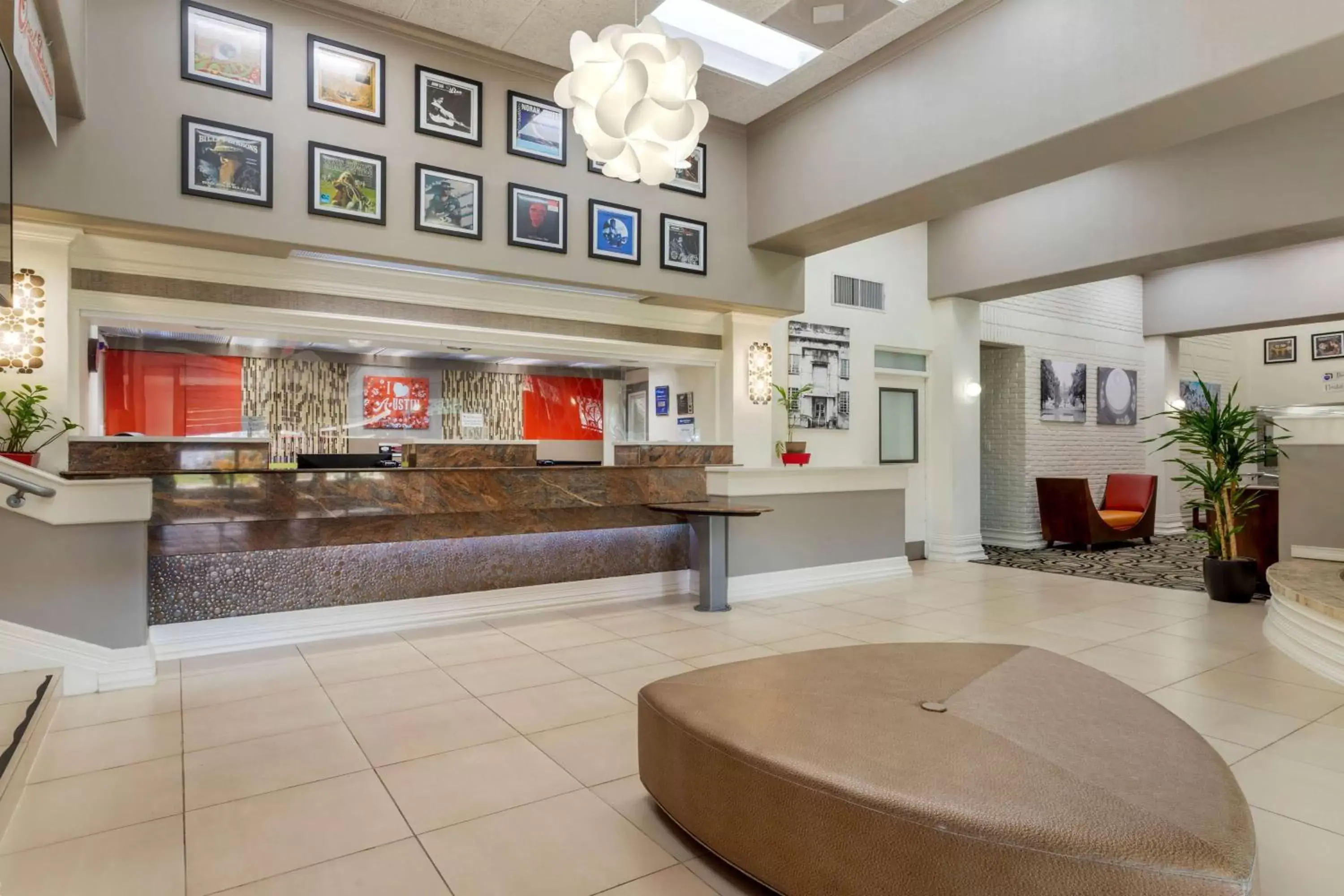 Lobby or reception, Lobby/Reception in Aiden by Best Western @ Austin City Hotel