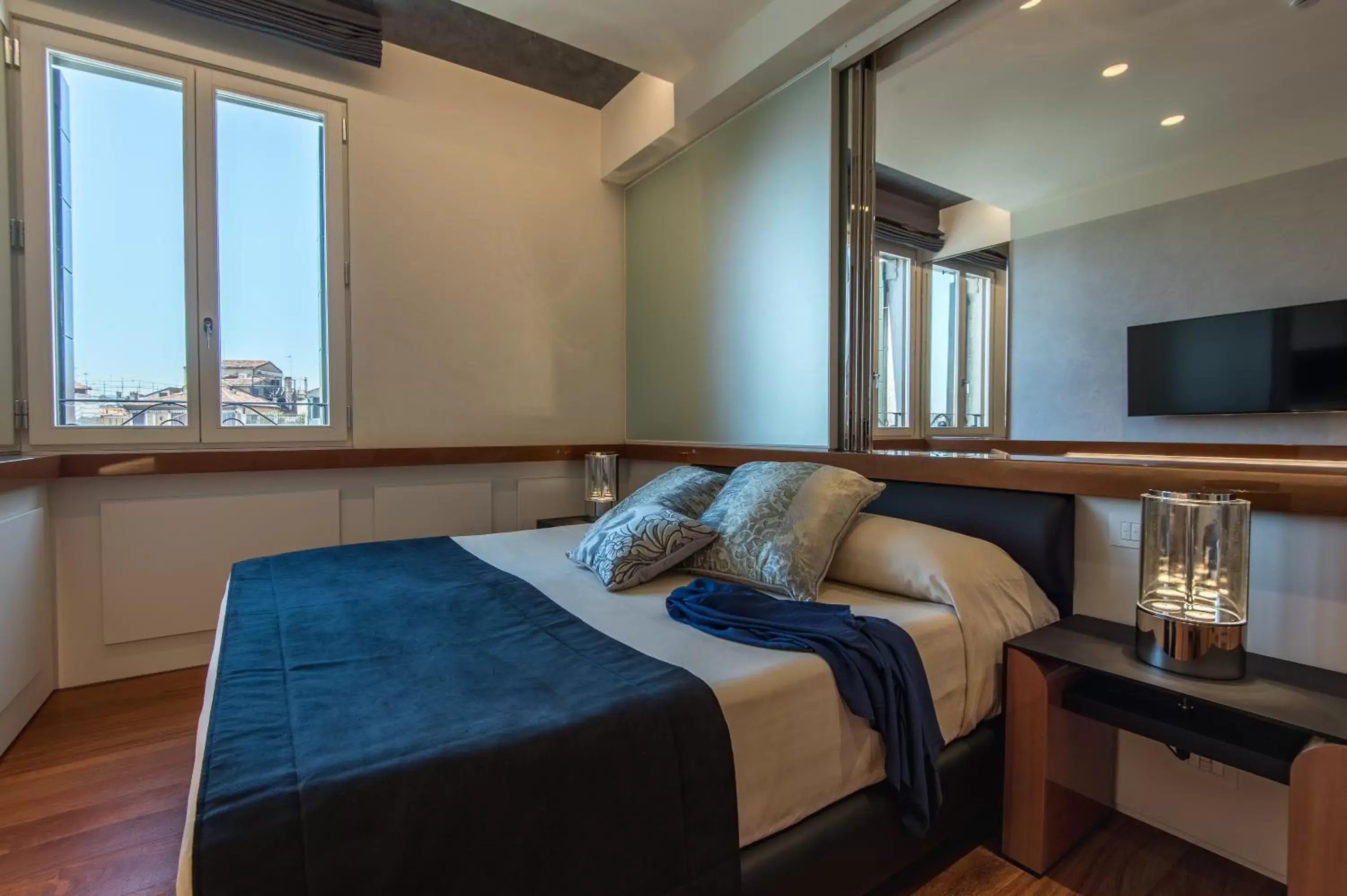 Bed, Room Photo in Hotel Rialto