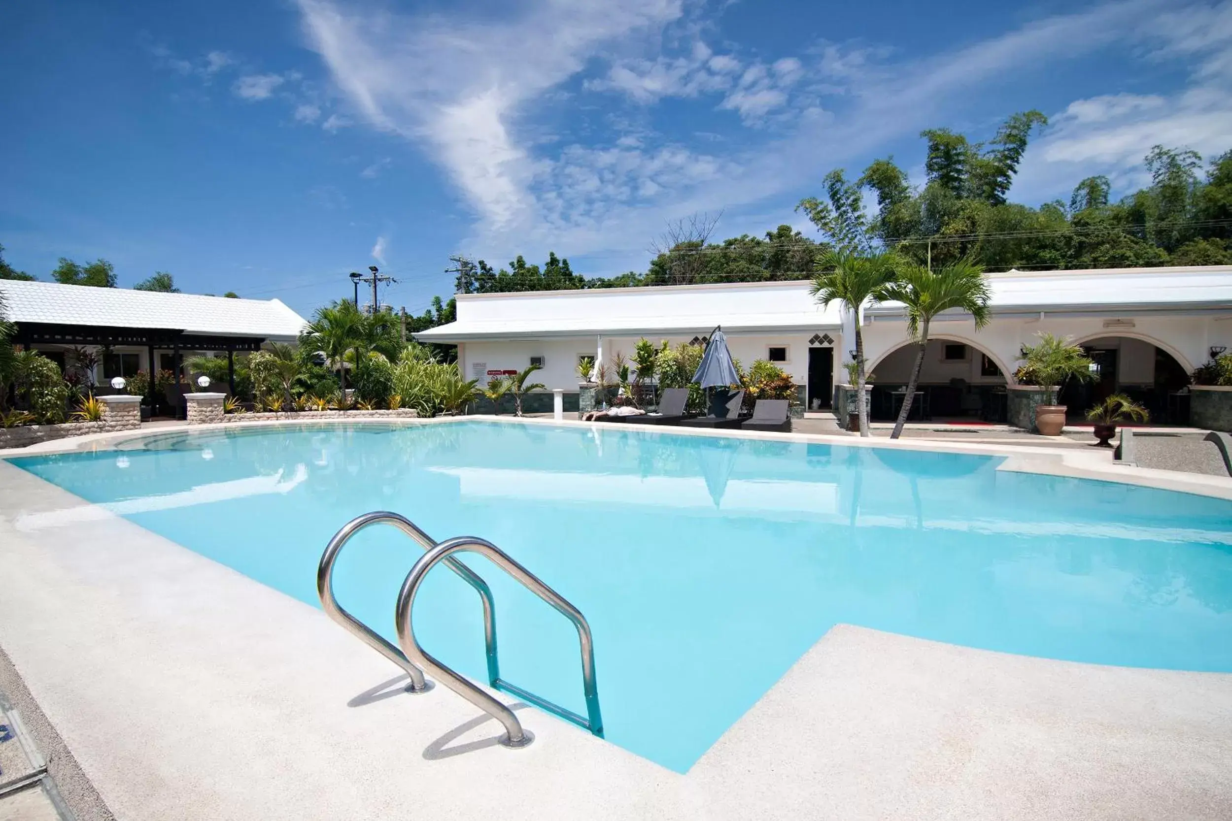 Swimming Pool in Panglao Regents Park Resort