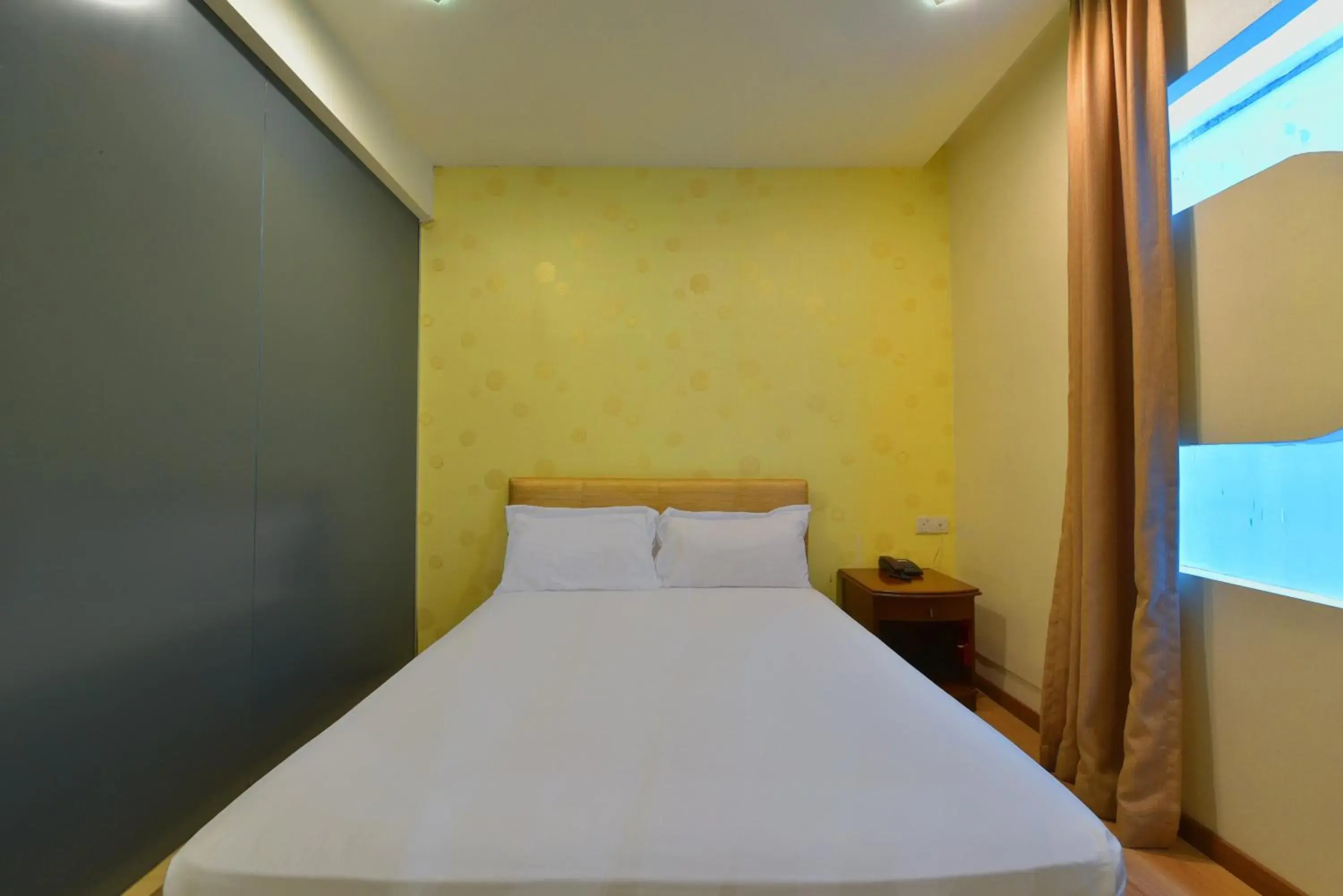 Bedroom, Bed in Townhouse OAK Hotel Holmes Johor Jaya