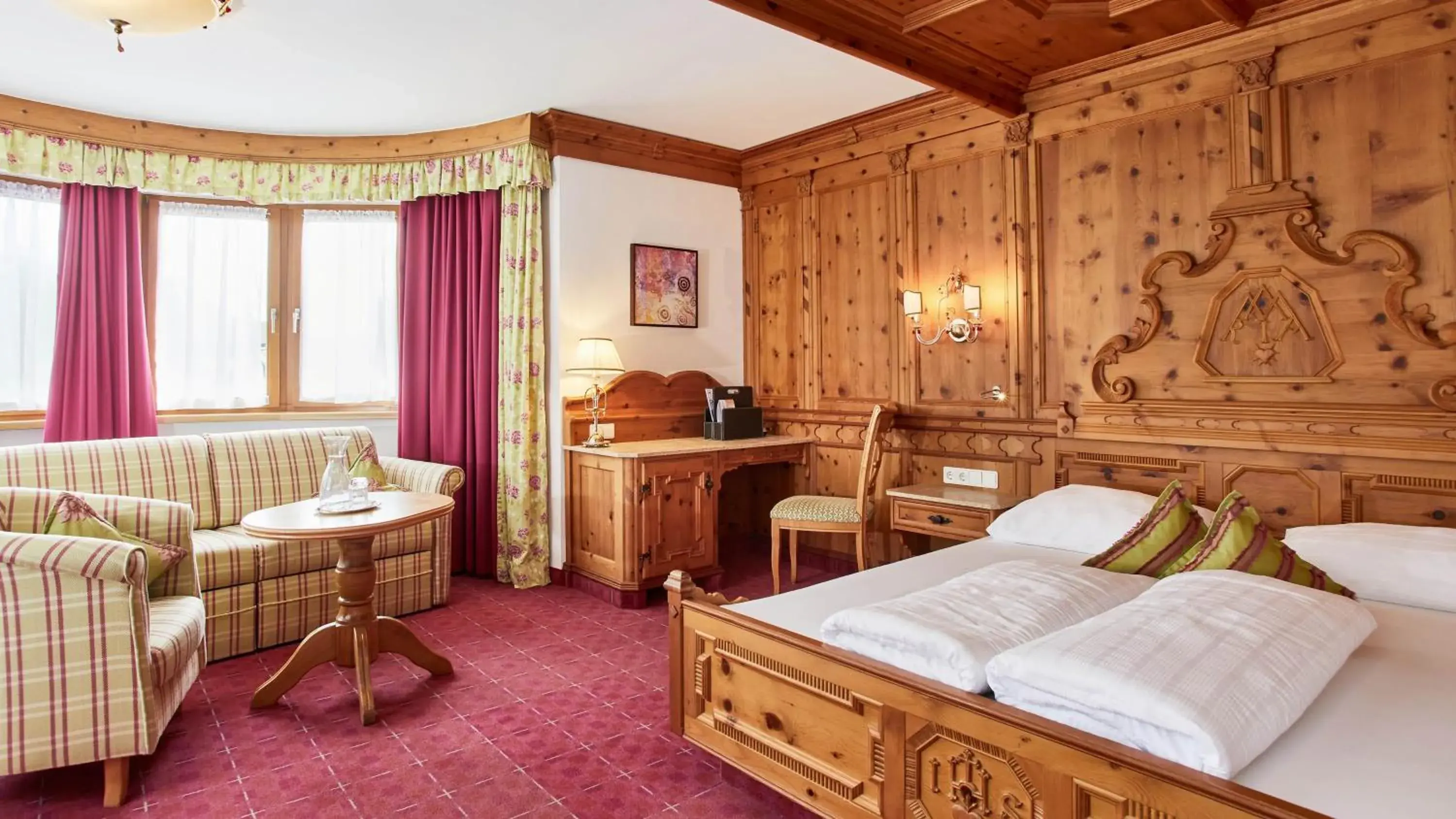 Bed in All In Resort Schwarzbrunn