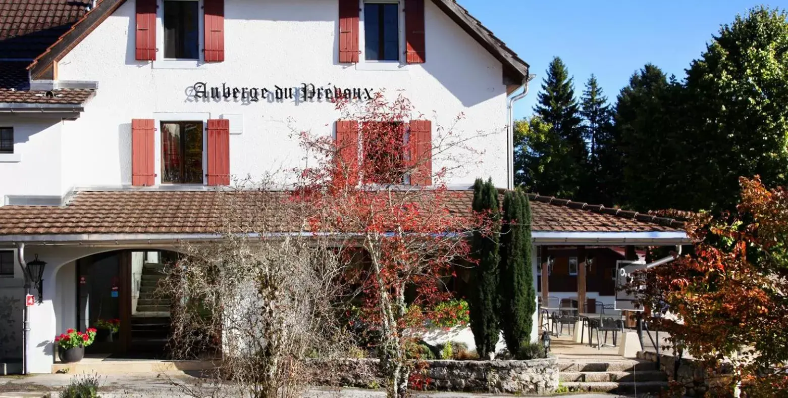 Property Building in Auberge du Prévoux