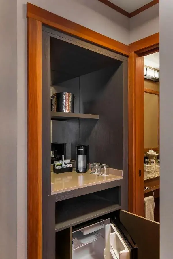 Kitchen/Kitchenette in Skamania Lodge