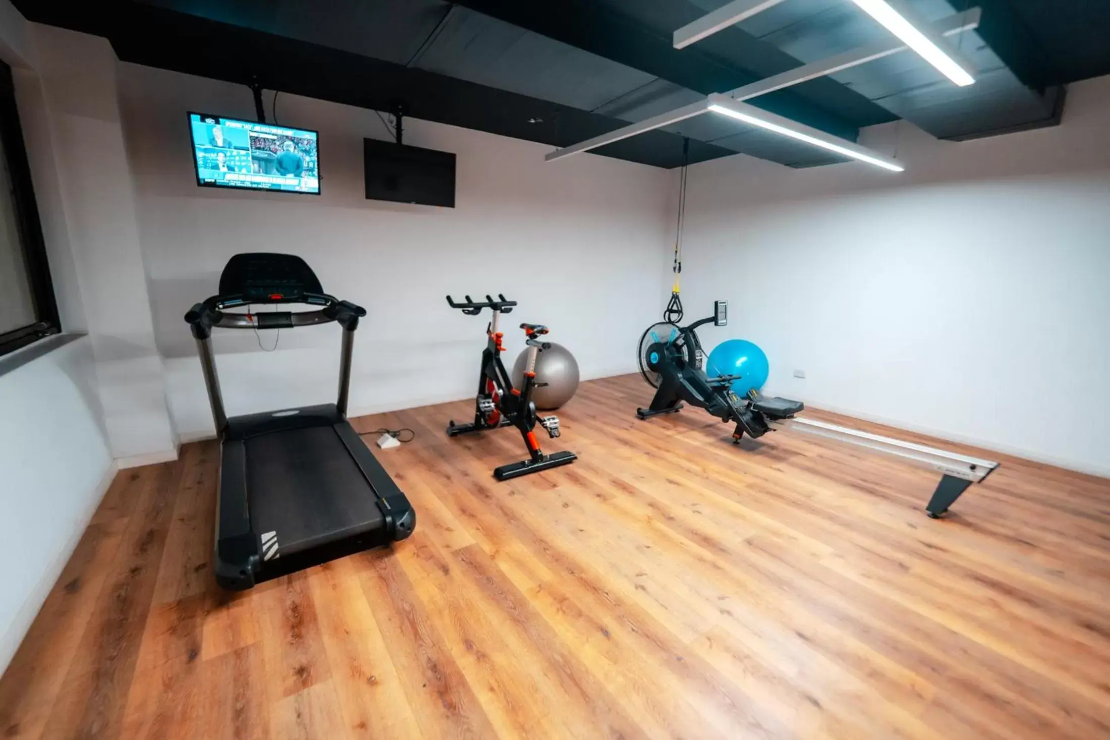 TV and multimedia, Fitness Center/Facilities in Amerian Buenos Aires Park Hotel