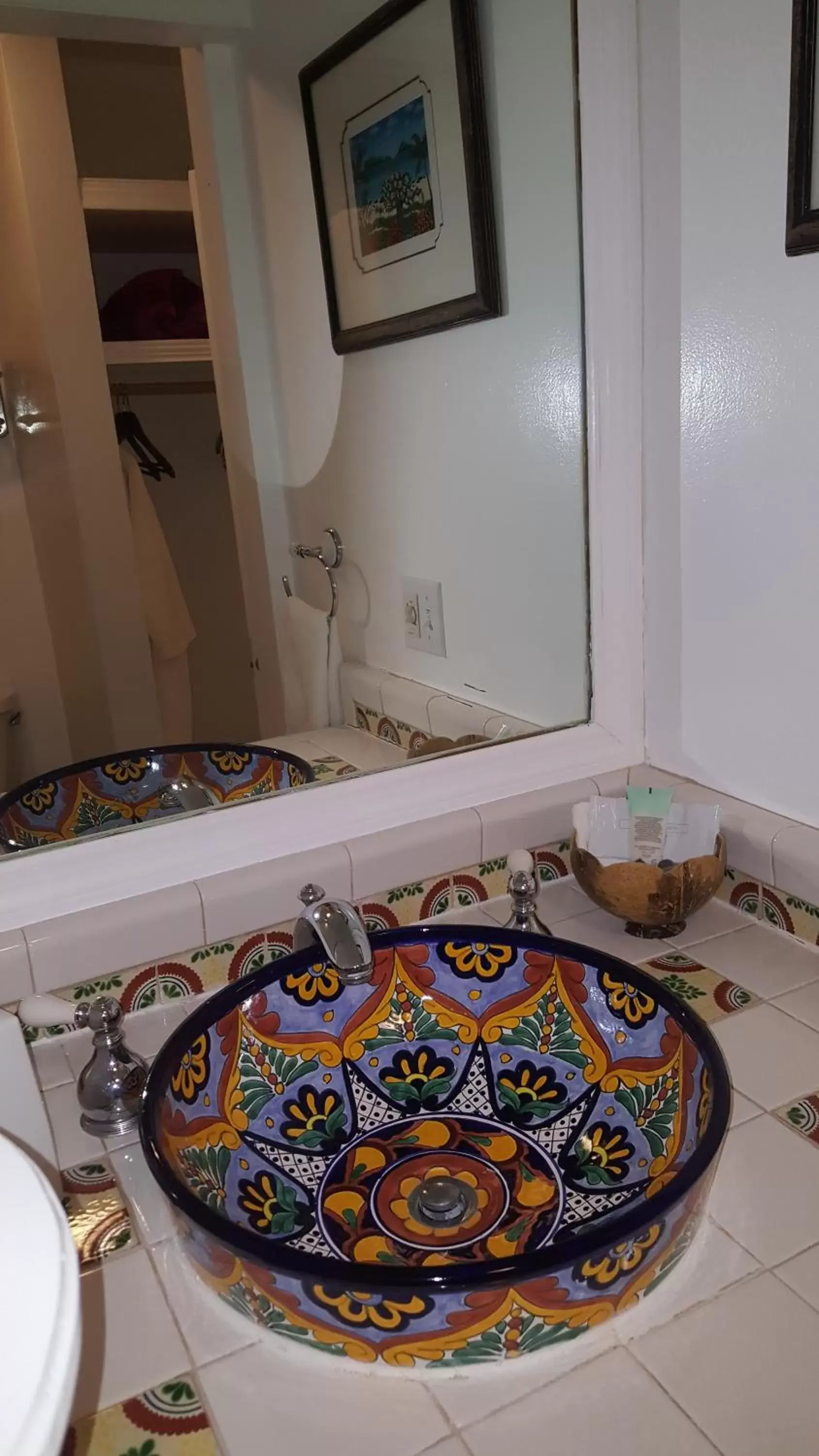 Bathroom in The Caribbean Court Boutique Hotel