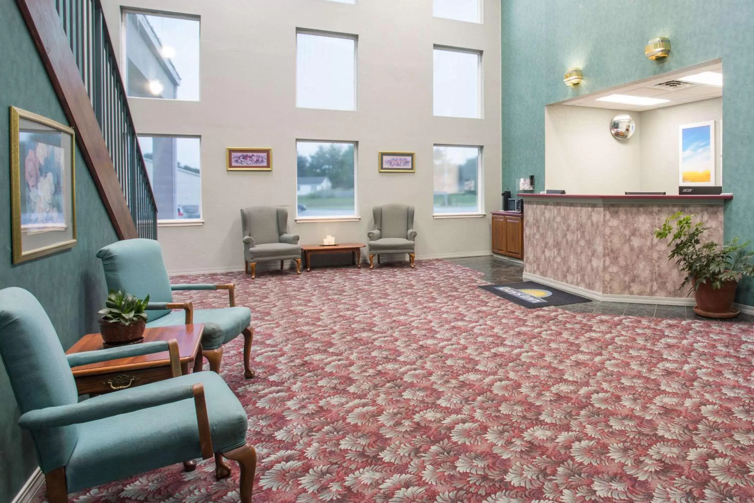 Lobby or reception in Days Inn by Wyndham Harrison Lobby or reception in Days Inn by Wyndham Harrison