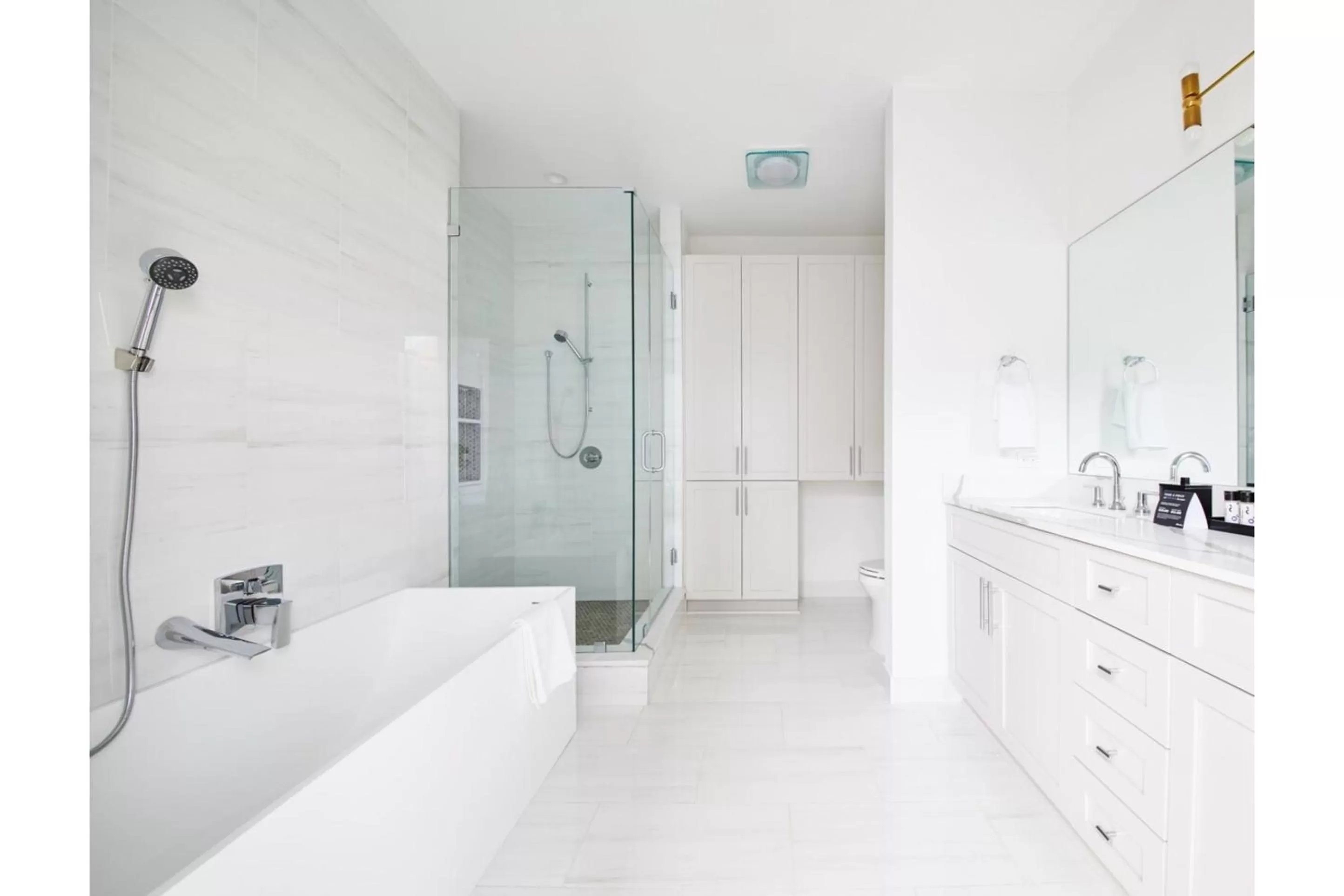 Bathroom in Roami at The Brandywine