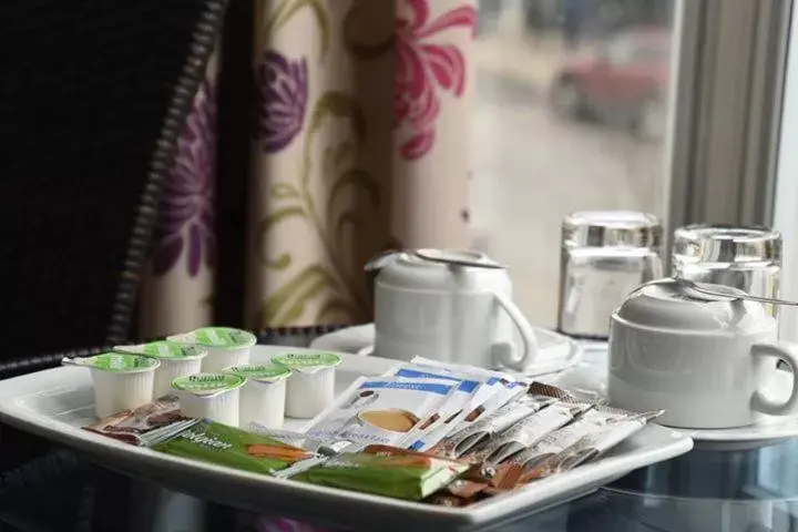 Coffee/tea facilities in Harry's Hotel & Restaurant