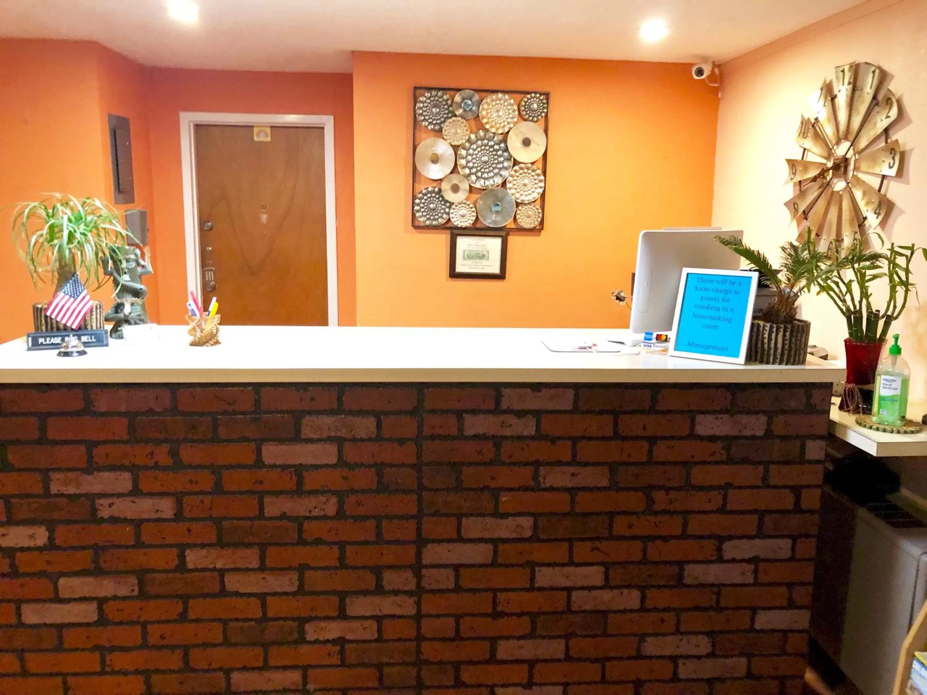 Annie Oakley Motel Oakley