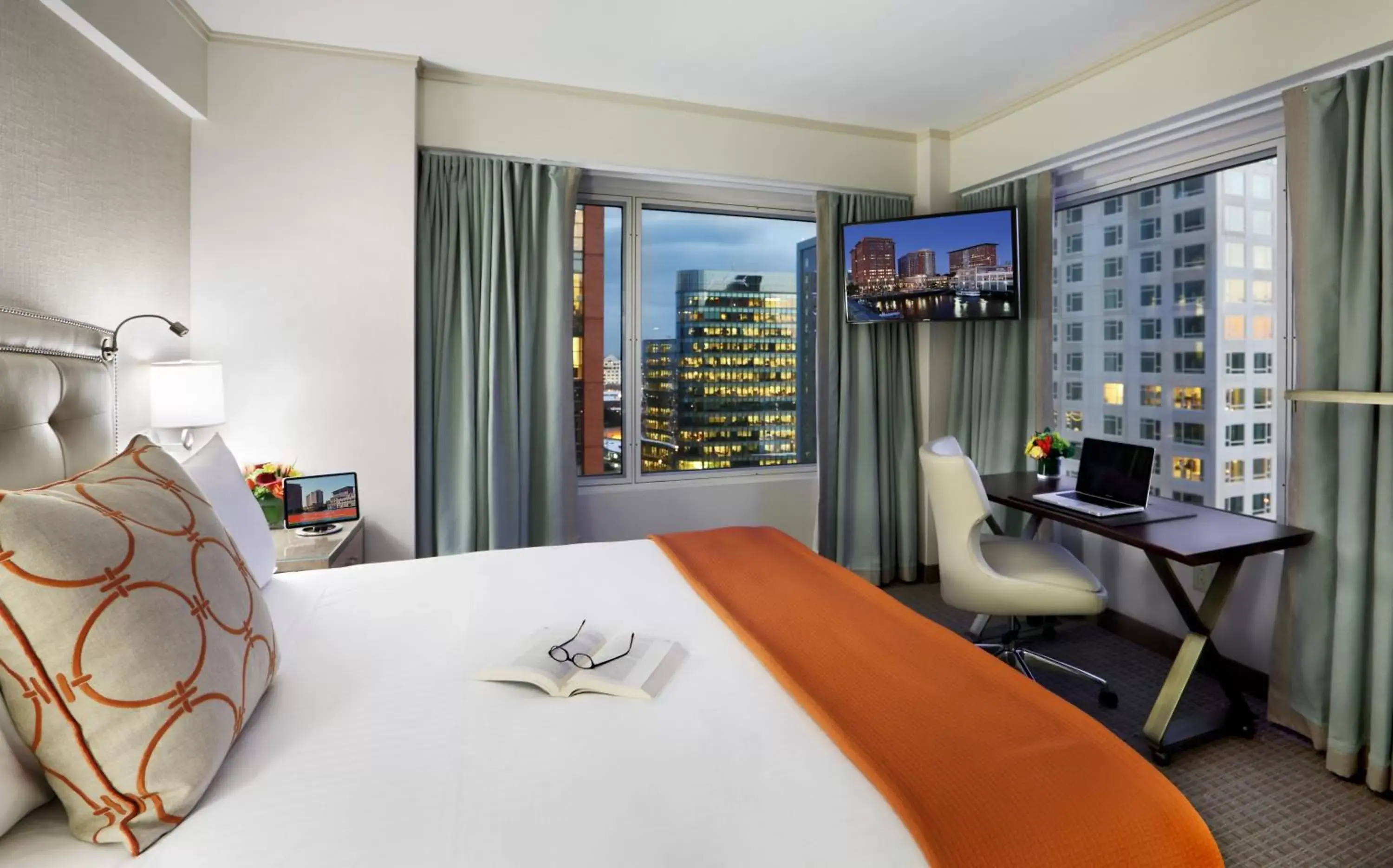 Bedroom in Seaport Hotel® Boston