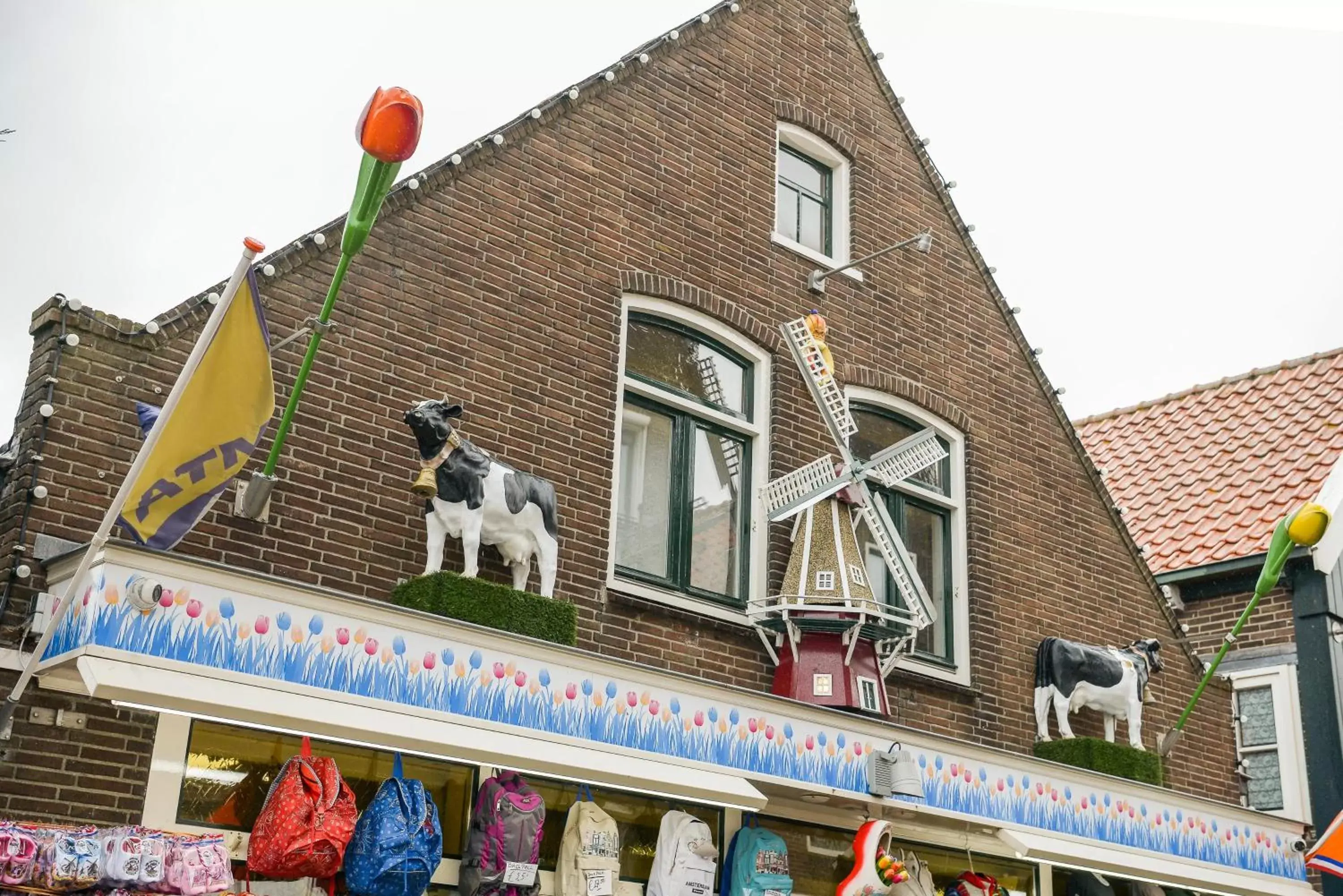 Property Building in Boutique hotel The Old Bridge, Volendam