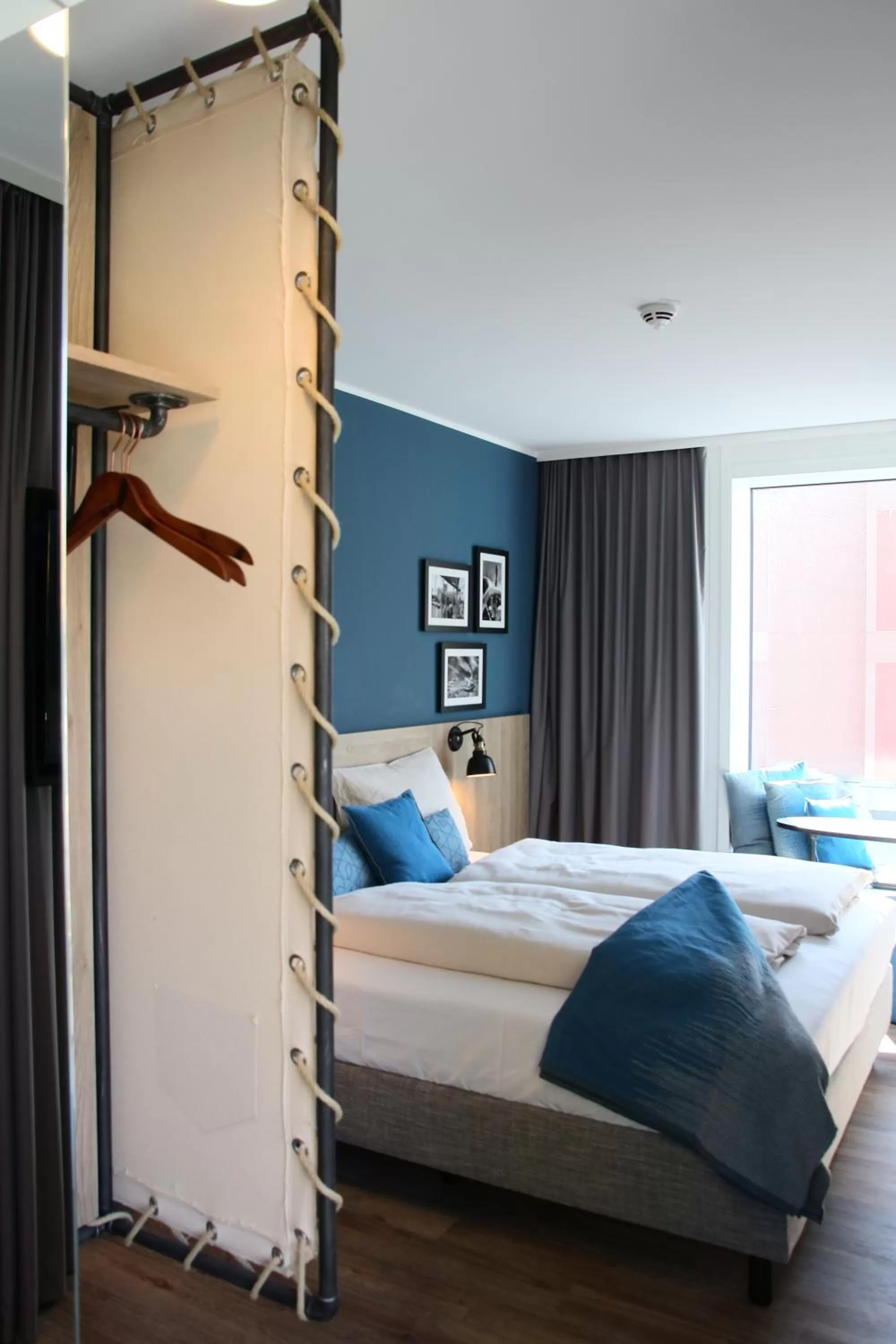 Decorative detail, Bed in HARBR Hotel Konstanz, a member of Radisson Individuals