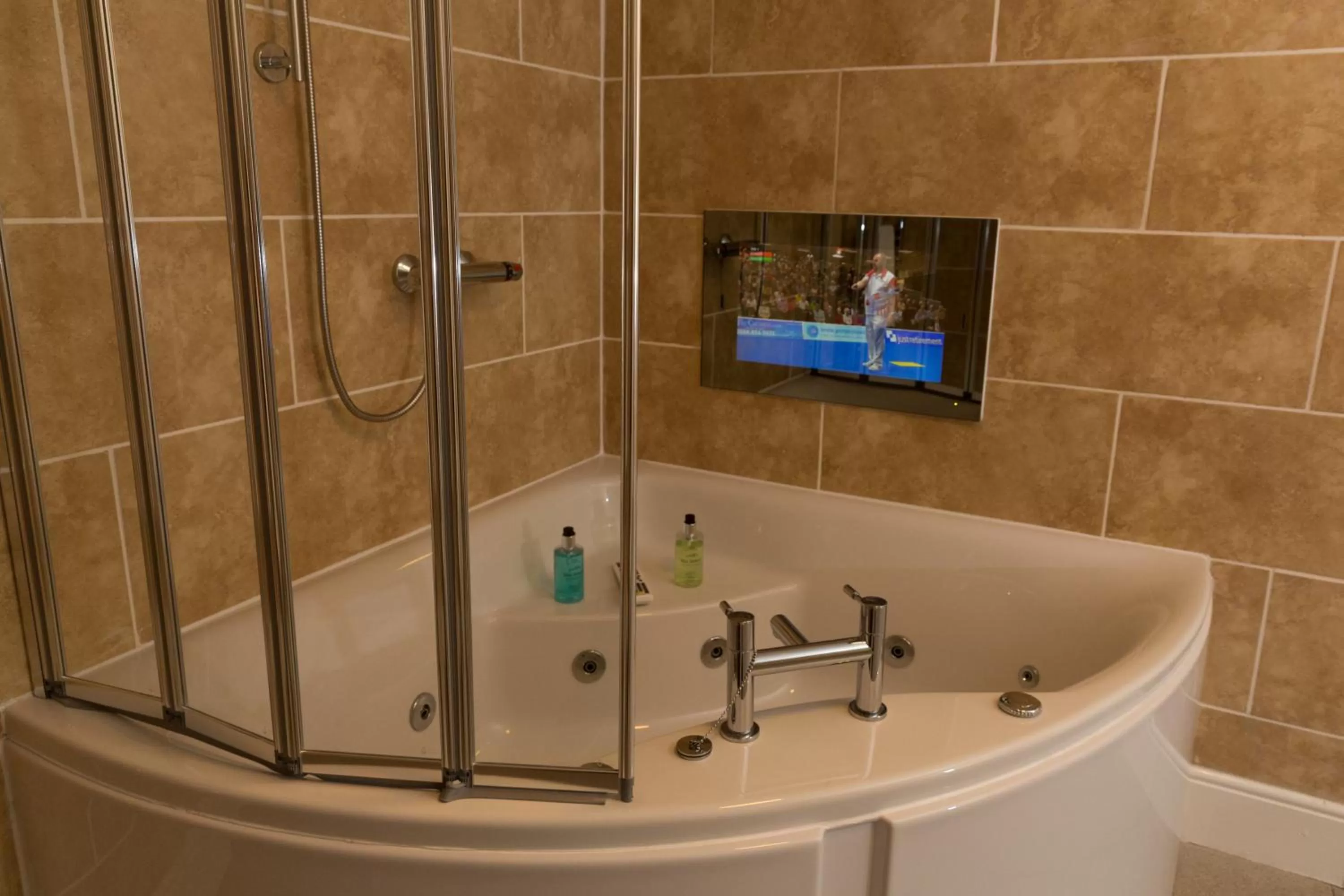 Bathroom in The Resolution Hotel