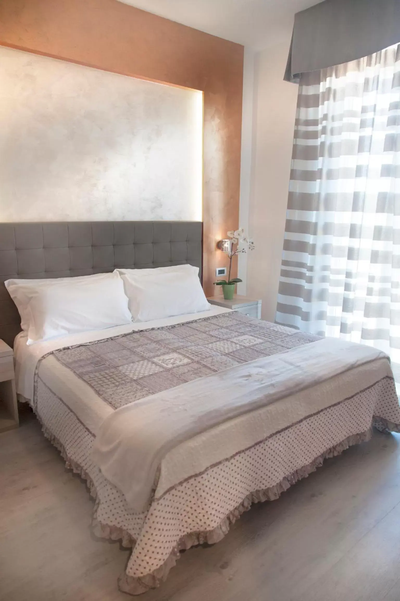 Bed in Hotel Gabbiano