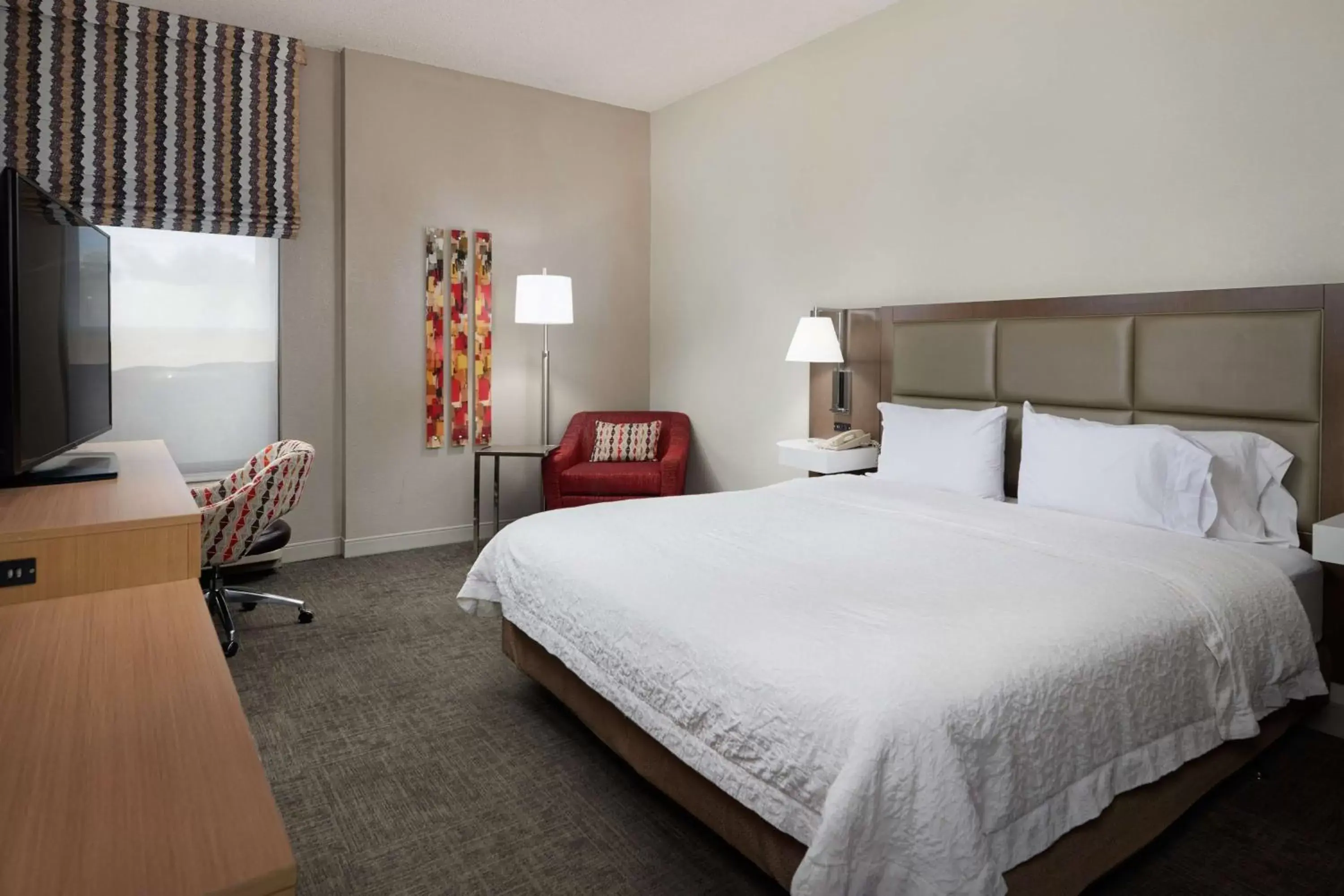 Bedroom, Bed in Hampton Inn Glendale-Peoria