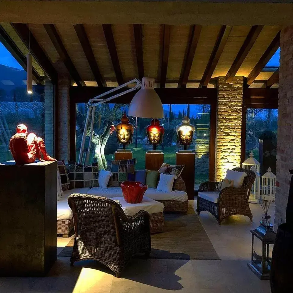 Communal lounge/ TV room in Tenuta San Masseo - boutique farm resort & SPA