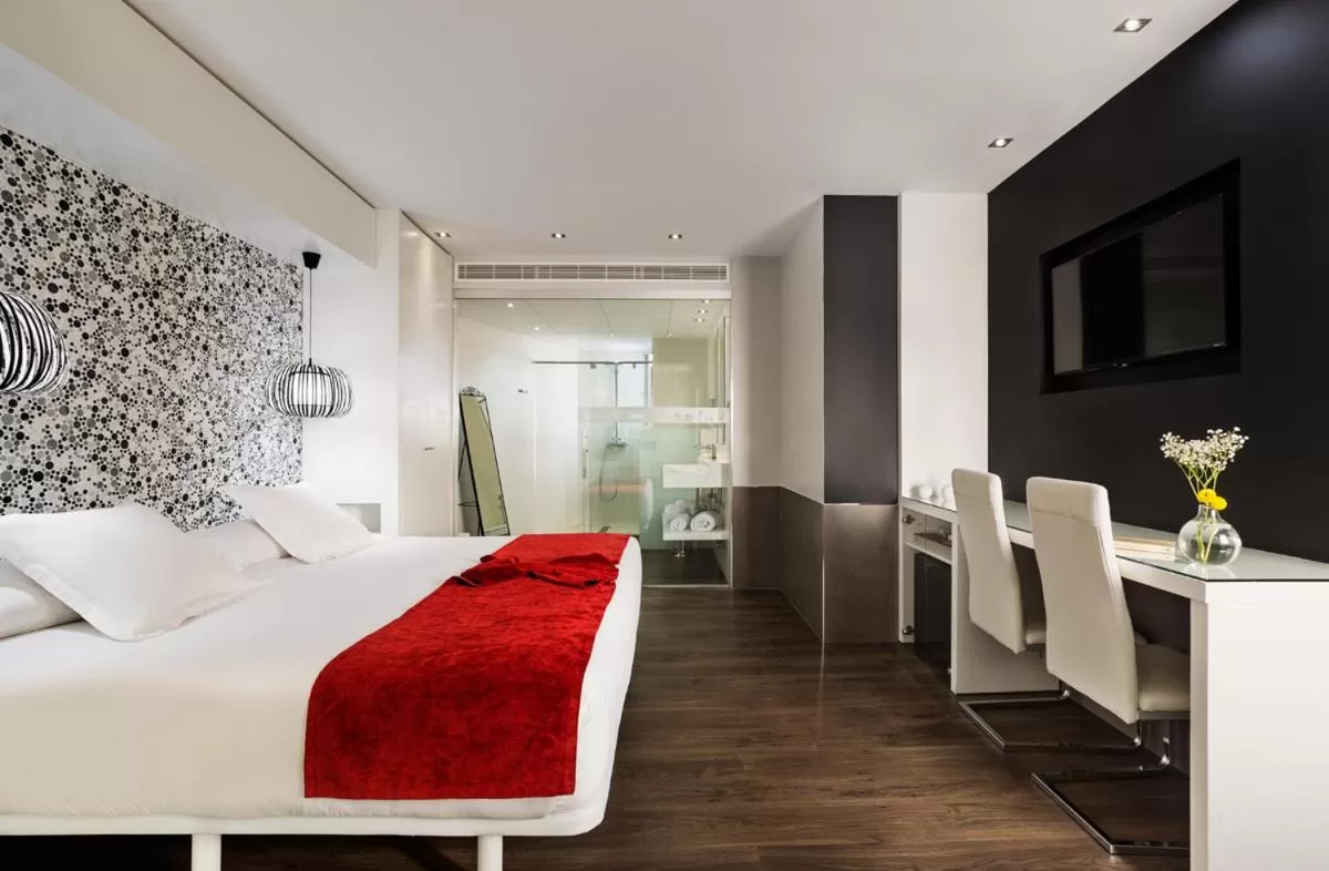 Bedroom, Bed in Francisco I Boutique