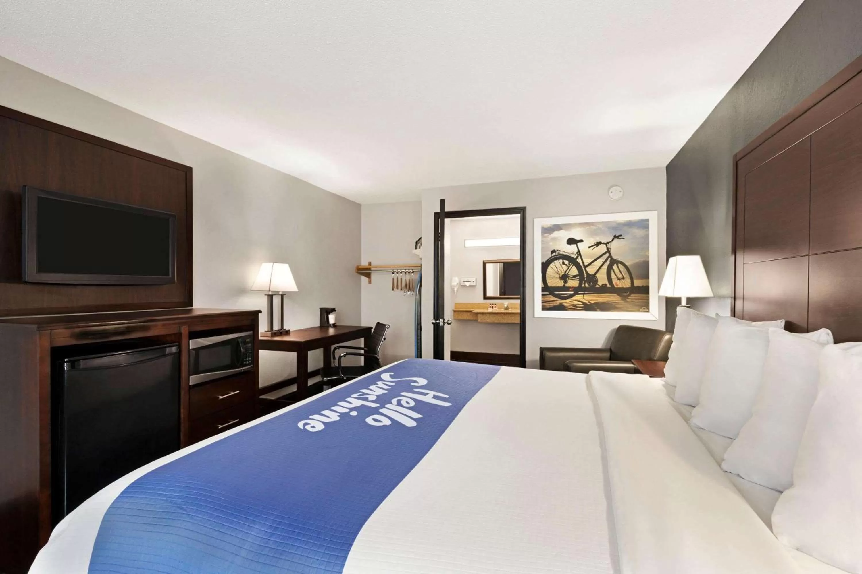 Photo of the whole room, Bed in Days Inn by Wyndham Rock Hill